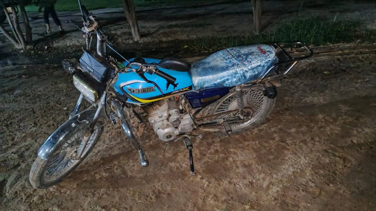 ***********.        450
