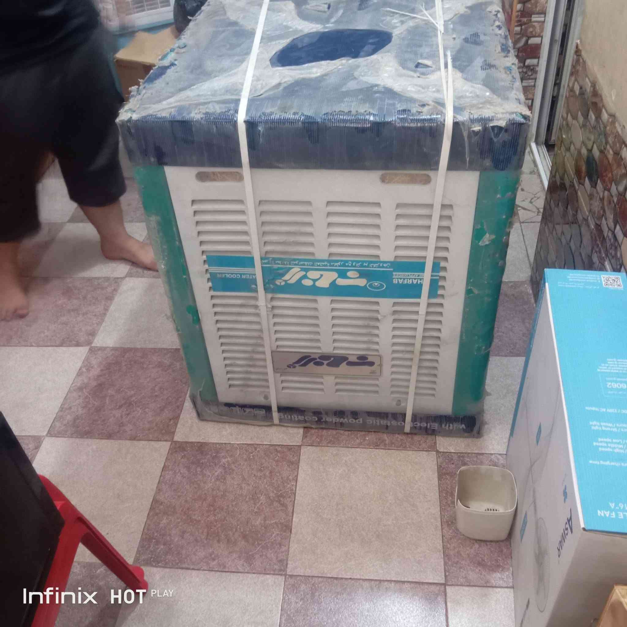 سلام عليكم للبيع
مبرده حديد مع حلفات الوكاله جديده ما مستخدمه على شدة الوكاله 
سعر 150الف قابل للتفاوض

 ــــــــــــــــــــــــــــ 

صوبه جديده ما مستخدمه خمس شمعات 

سعر 60الف قابل للتفاوض

 ــــــــــــــــــــــــــــ 

للتواصل واتساب 

رقم: ***********
