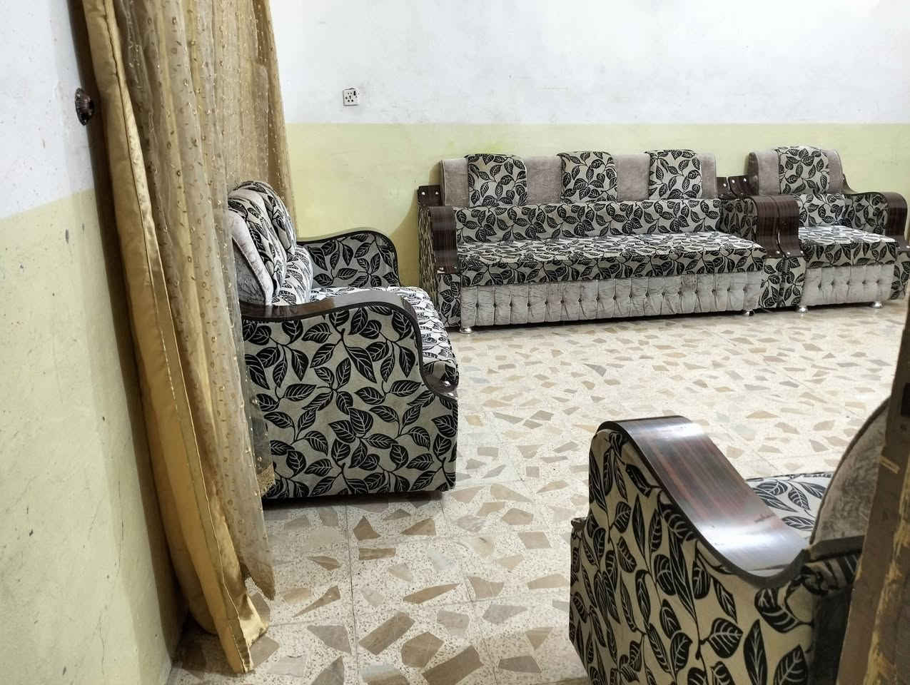تخم كلش نظيف 10نفرات السعر 185الف قفل من الخير مكلف بلنشر والشراي يتصل بالرقم ***********المكان بعقوبه بهرز
