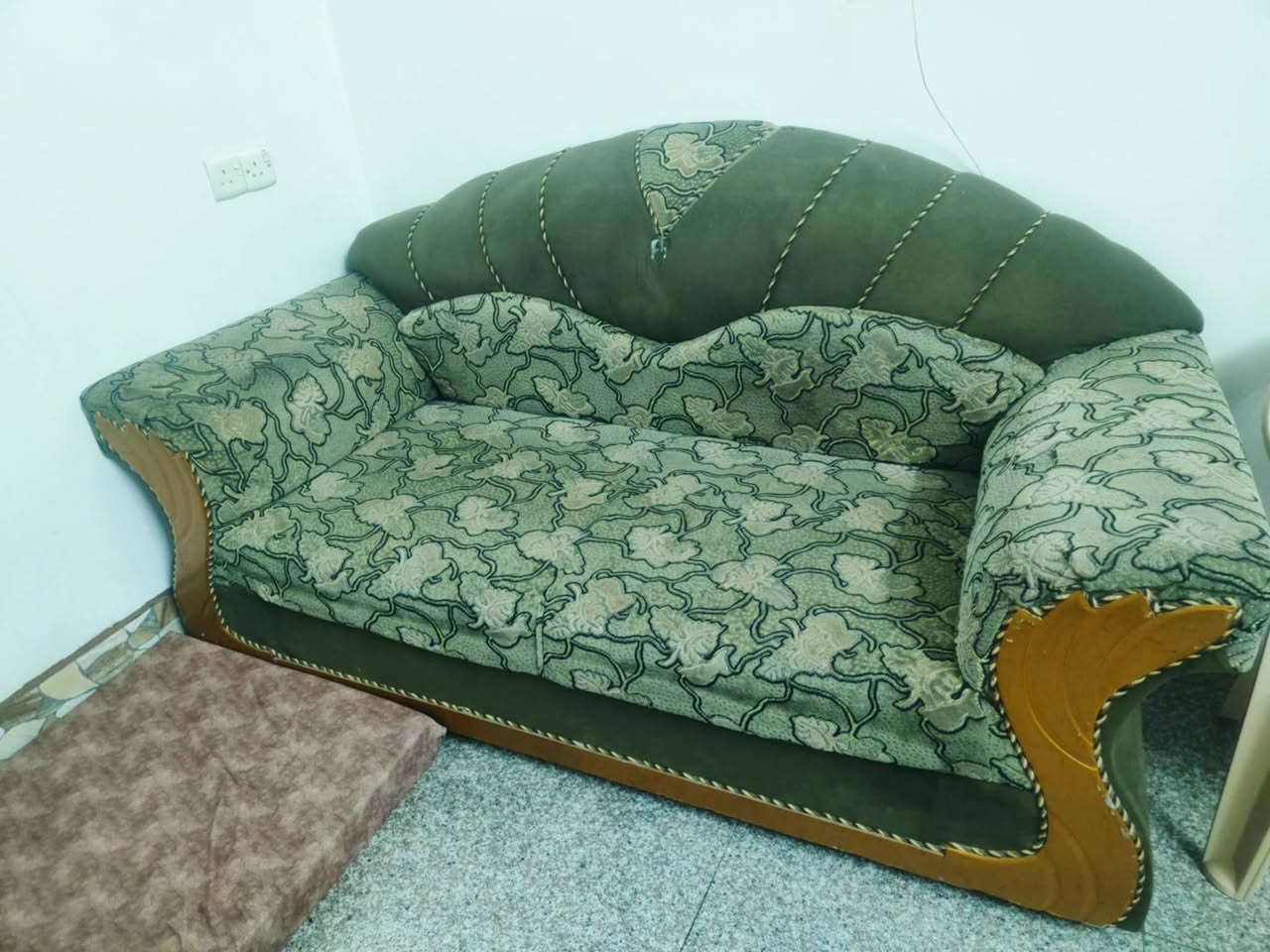 السلام عليكم 

للبيع: قنفات حطاطه درجه درجه أولى حيل نضيفات 

السعر: ١٢٥ ألف وبي مجال قليل 

العنوان: فلوجه توزيع جديد خلف عماره الجنابي 

للتواصل: ***********
