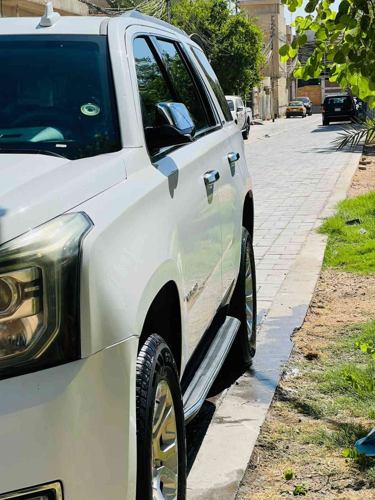 🧿 slt GMC 🧿                                   (امريكي)
💥فول مواصفات محرك 5.300  ✅
💥للبيع او مراوس حسب القناعة سونار من ضمن منشور        
💥السيارة وارد امريكي 🇺🇸
💥موديل 2018حادثها جاملغ فقط الدعامية الأمامية✅ 💥مصبوغة )
💥السيارة ادامة كامله ✅
💥ماشية 175الف قابل للزياده🛣
💥رقم بغداد انكليزي ومكانها كربلاء بأسمي ✅
💥المواصفات /⚡
💥كامره حساسات امامي خلفي ✅
💥بصمة / اشغيل عن بعد 👍
💥كشن رجاج 💢
💥داتا شو ✅
💥سلايد روف🌌
💥لايت زنون بلادي➿
💥تحكم بريك✅
💥جنطه ذكيه جلاق⚡
💥رادار تحديد مسار🚙
💥رادار امامي 🛤
💥نقطه عمياء ❄
💥كشن تدفئة وتبريد سايق وراكب👥
💥كشن خلفي منفصل وكهرباء ✅
💥مري شفط ✅
💥اشارة بداخل المراية✅
💥كشنات جلد ✅
💥كشنات خلفية منفصل ✅
💥ذاكرة ميموري ستيرن وكشنات✅
💥وبعد مواصفات هوايا اعتقد الكل يعرفها ،✅
💥بيع او مراوس حسب القناعه✅
💥مكاني كربلاء المقددسه 👍  ستفسار ***********
               #السعر_320_بيها_مجال 🤏

