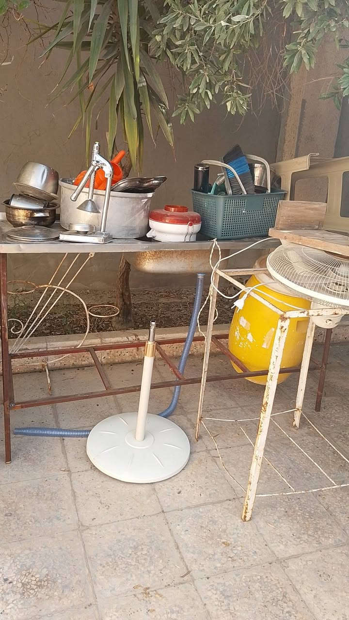 ثلاجه السعر ٦٠ بيها مجال شرط تجميد مبرده سعر ٥٠ شرط + طباخ ابو فرن شرط اخو جديد سعر ٦٠ بيي مجال + سنك مع محمل ٢٥ الف ثقيل العنوان موصل الايمن سايدين الاقتصاديين عشارع العام رقم ***********
