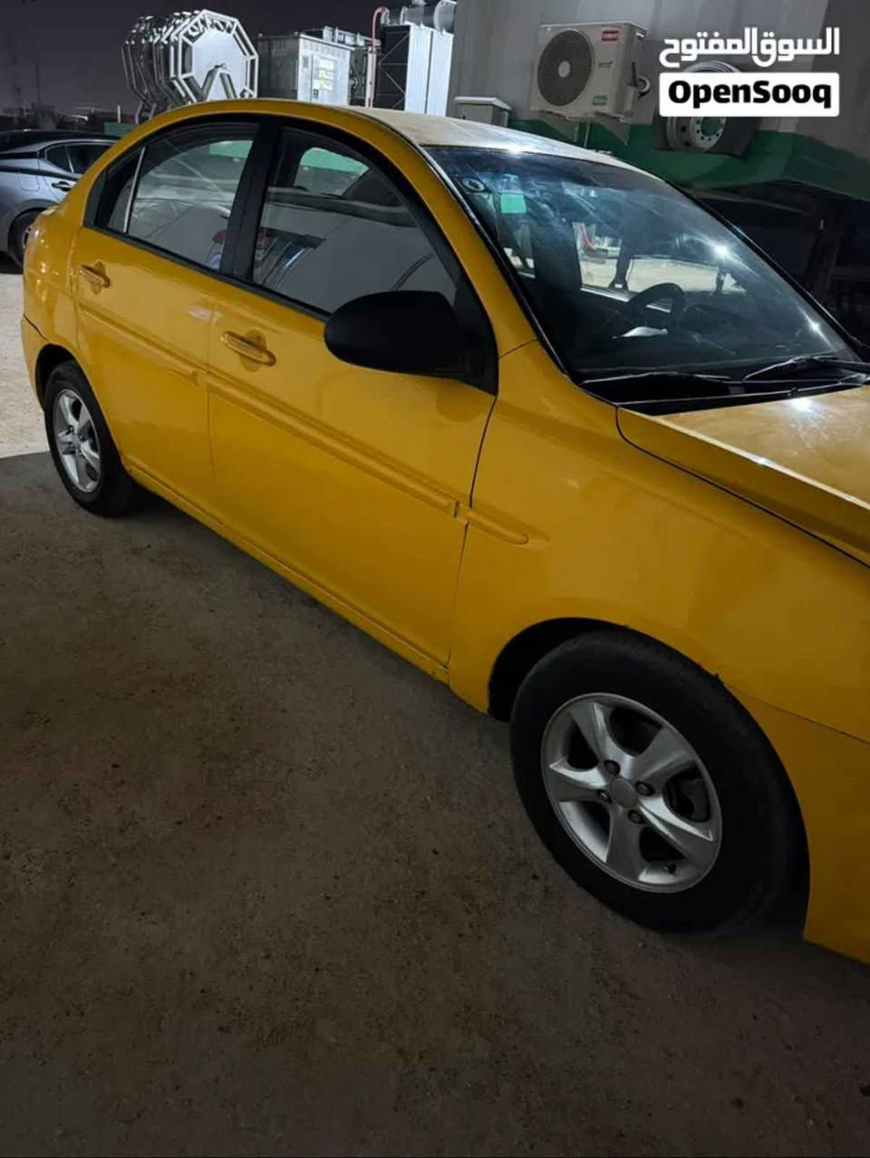 اكسنت موديل 2009 مكينه 1600 تبريد شغال رقم بصره انكليزي باسمي السعر 70 ورقه مكاني بصره شط العرب 
*********** Singapore

نص مكتوب في الصور:
- السوق المفتوح OpenSooq