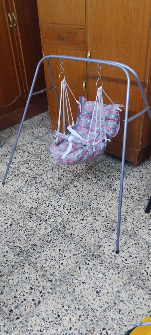 مرجوحة أطفال • حي الجهاد بغداد • سليمة