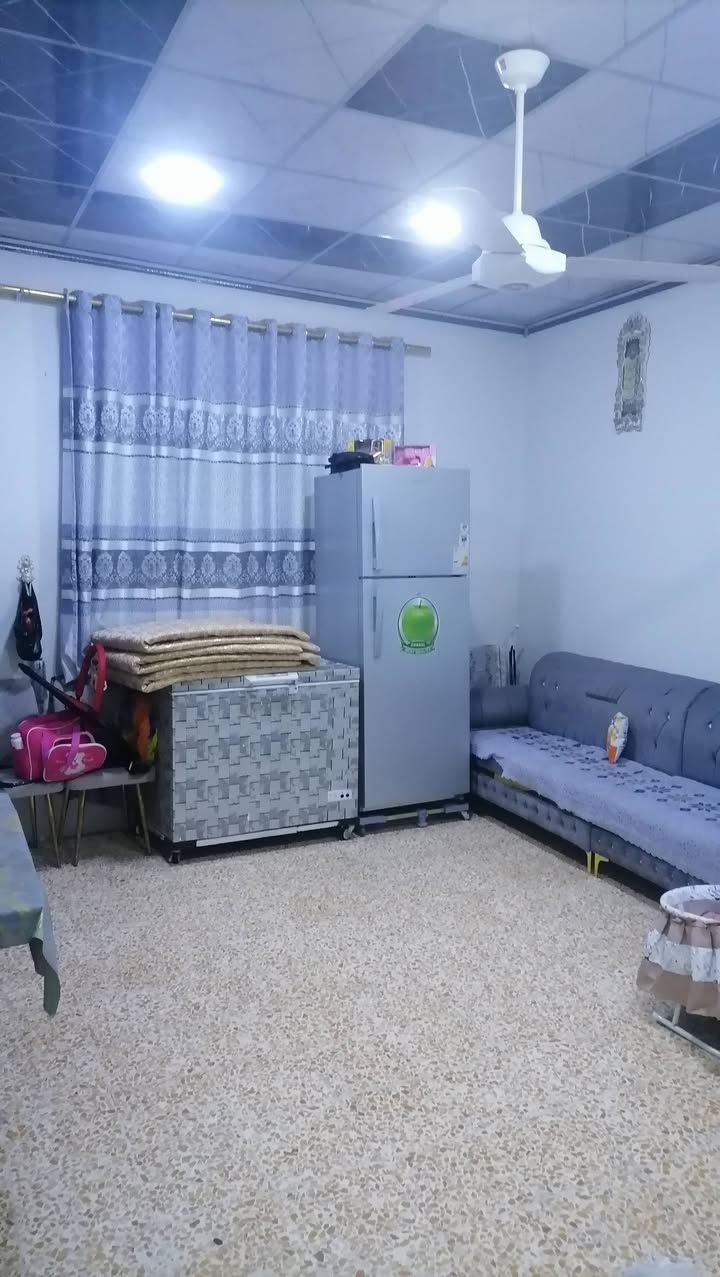 السلام عليكم 
بيت للبيع حي العامل الاولى
 المساحة 108 م ركن طابقين 
الطابق الارضي استقبال وهول وغرفة وصحيات
والطابق الثاني ثلاث غرف وهول وحمام كاشي سيراميك بناء 2021 

السعر /88
لتفاصيل اكثر مراسلة الصفحة او الاتصال بالرقم 
***********
