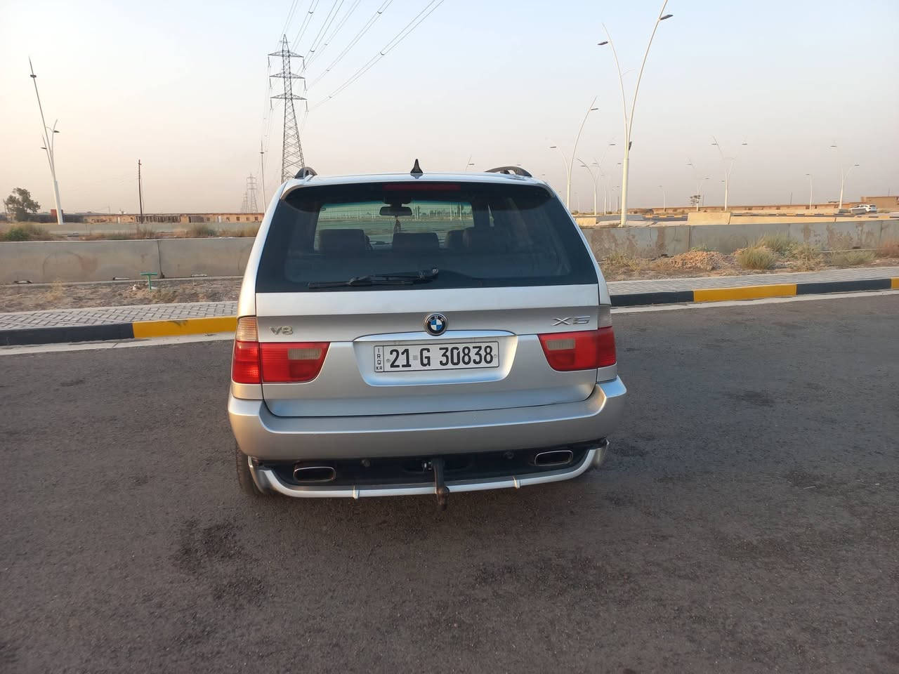 للبيع X5 موديل 2002 فول رقم سليمانيه مكينه ٤٤ السعر ٨٥ ورقة رقم الهاتف ***********
