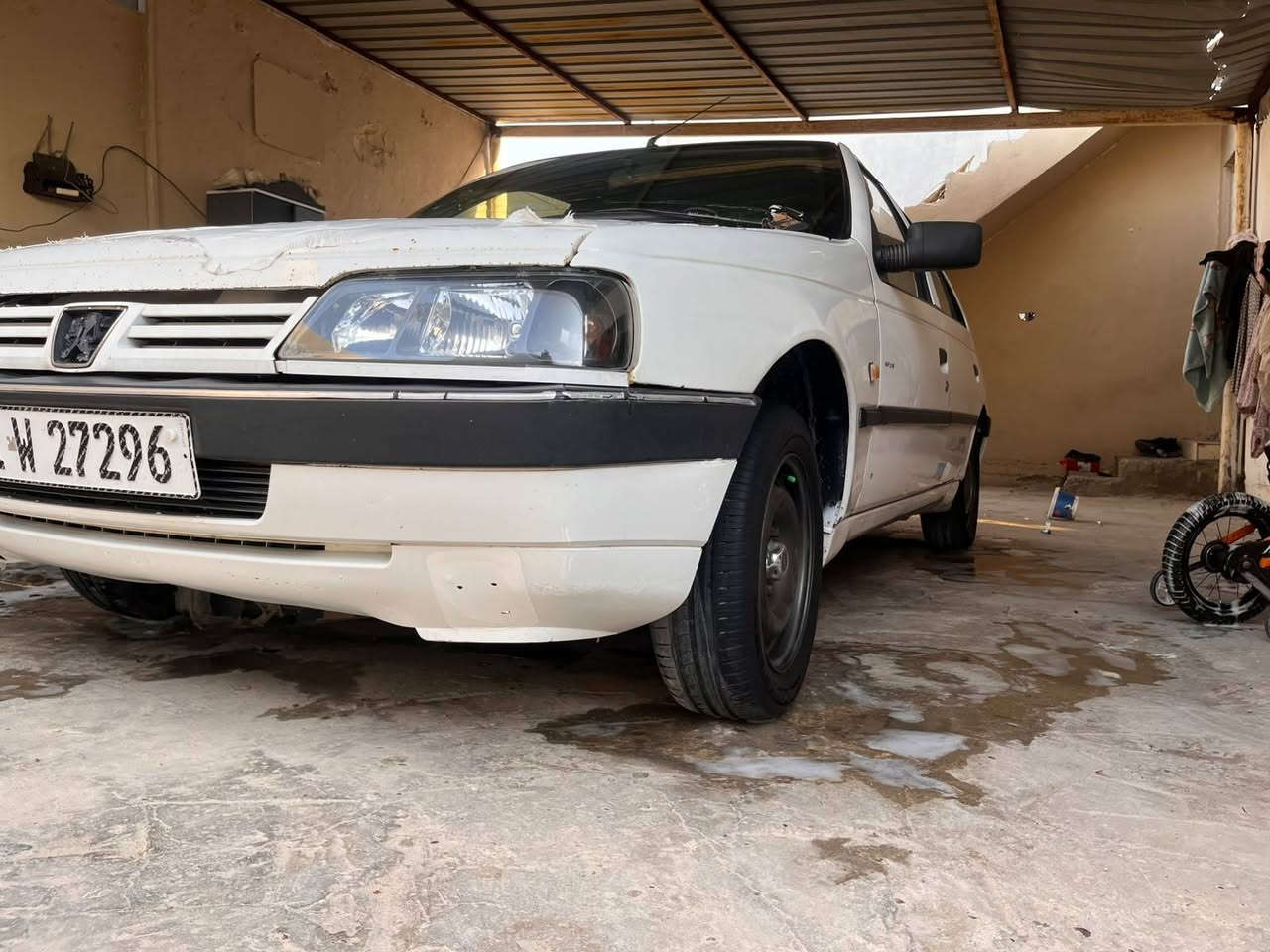 سلام عليكم بيجو للبيع 405 جي اكس12  سياره جديده مكينه تبريد كير مكفولات كشر مكفول من الضربه وتبديل سعرها 34 بيها حك الجيه سياره جاهزه رقم بغداد انكليزي تحويل نفس ليوم  سنويه 28 مكاني بابل رقمي ***********

