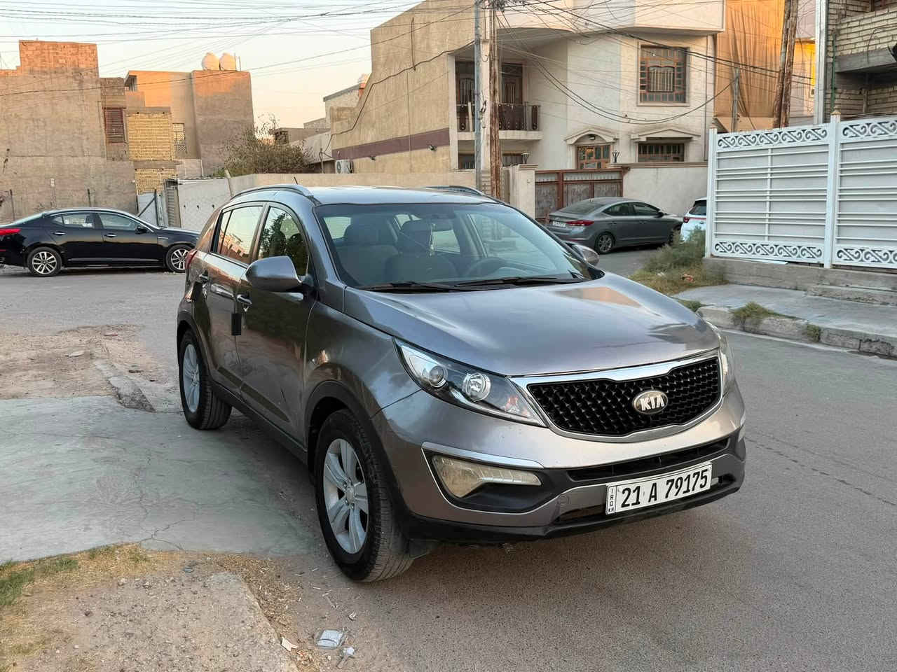 كيا سبورتج 2011 خليجي محرك 2000 دووش رقم شمالي دولي وكاله تحويل مباشر فوول تحكمات مثبت سرعه نظام تقليل صرف وقود بيها خمسه قطع صبغ اثر جراد بدون دواخل بدون تكم بدون لغود بدون شواصي بدون ايرباك كير محرك صدر تبريد جاهز السعر 96 للاتصال ***********
