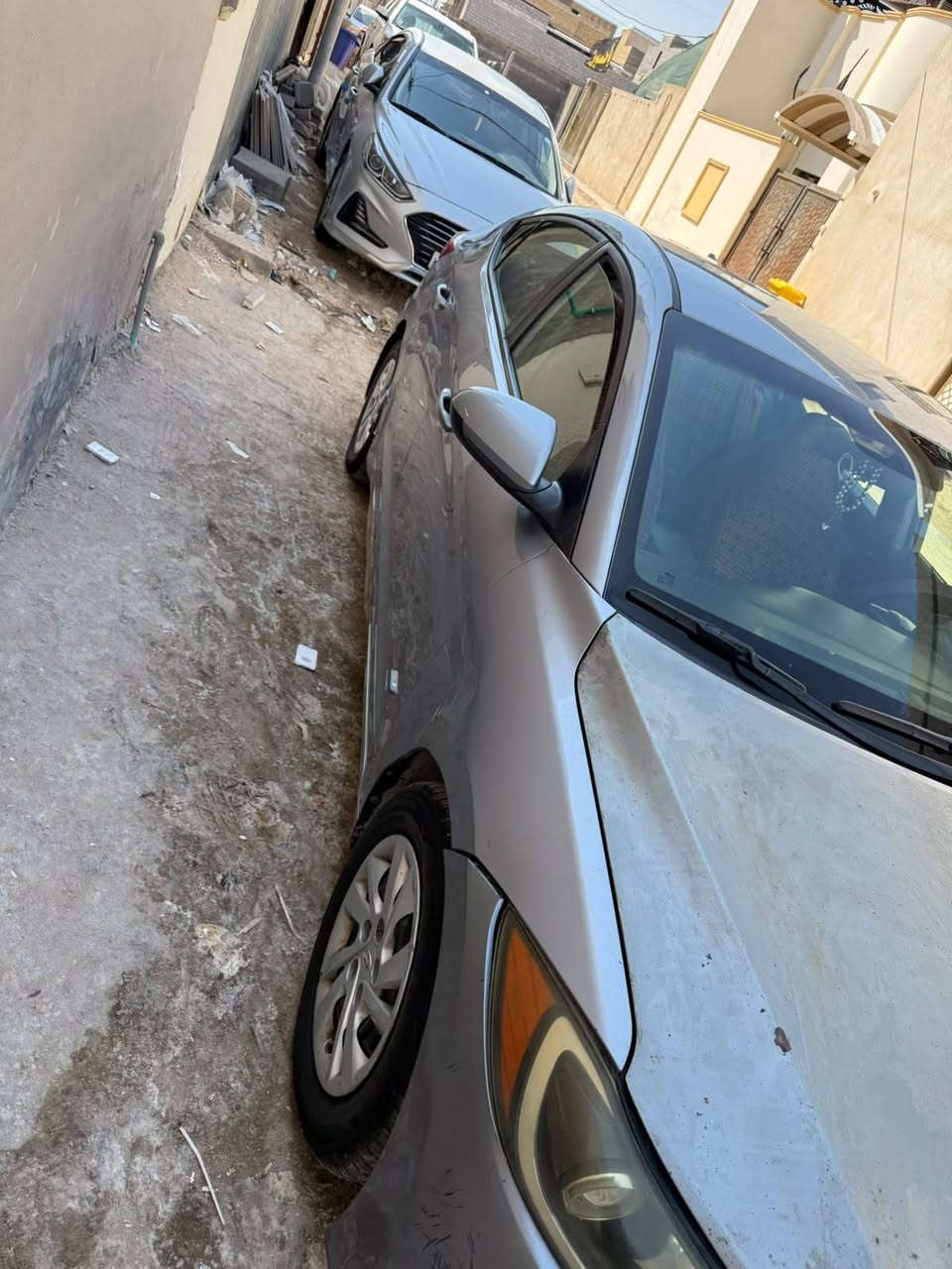 النترا وارد أمريكي موديل١٧ باسمي سنويه إلى ٢٨ جاهزه // كير ومحرك وتبريد // فقط تحتاج بعض الملاحظات بيها رصعه بالمدكر مقدارشبر  الأمام مال العبري + الباب الي ورى السائق بي طخه خفيفه تجي على البارد واثنيهن ما مزلوغات على صبغهن البلادي السعر النهائي بدون ( مداهر ) ٩٥ & ورقه الاتصال *********** / ***********
