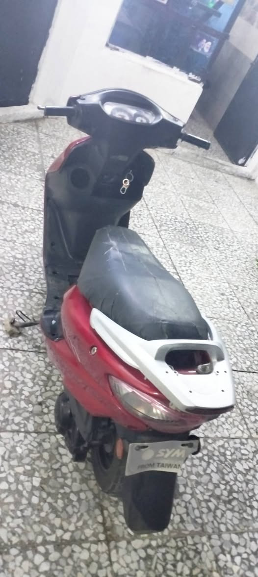 دراجة سيام كوري نكره سلف محرك حلو ترايهه يخبل كهربائيات شغاله الدراجه حلوه مال شغل السعر   350 مكاني حي السفير قريب ع العبيدي رقمي  ***********
