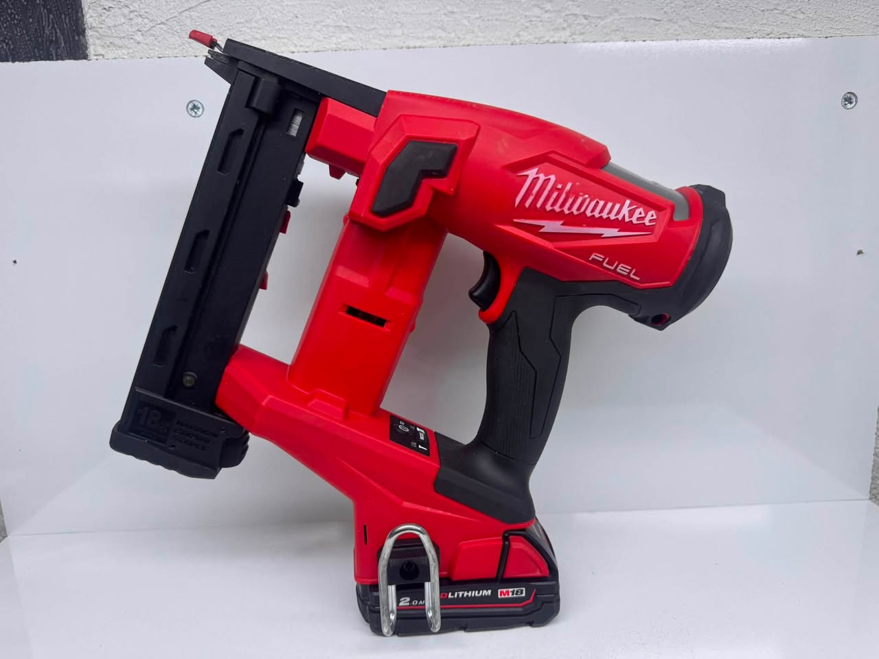 سلام عليكم اخوان
متوفر كابسه ملواكي فيول برشلز تفاصيله بل الفديو 

بوكسات ملواكي 4 طوابق

توصيل متوفر 

*********** واتساب
