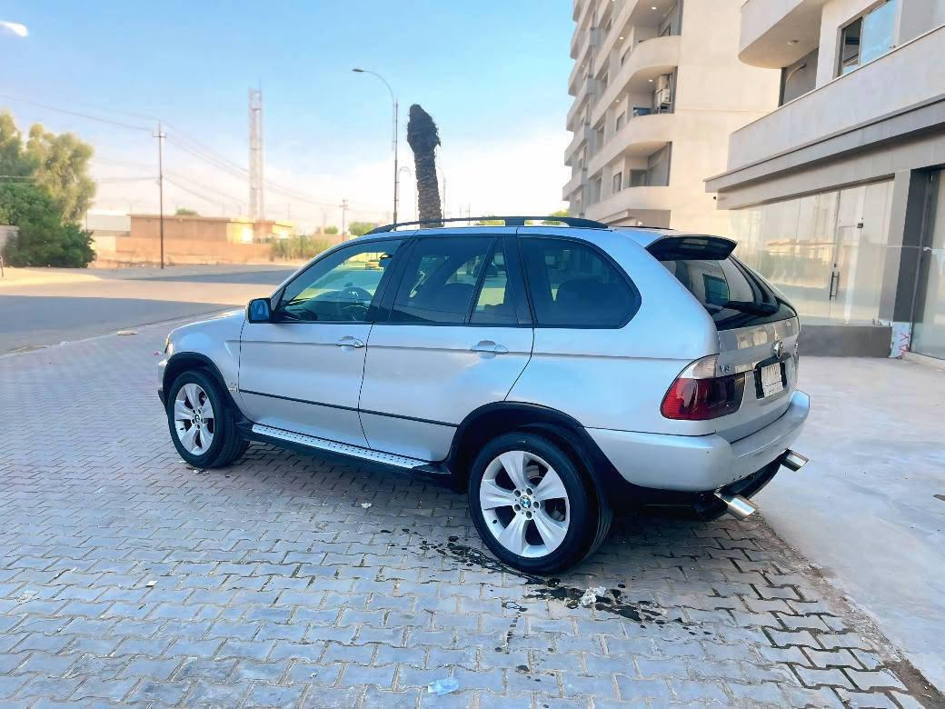 بي ام x5 موديل. 2001 كشنات كهربائ جلدخزن وهيتر 4جامات كه هربائي بلادي مضلل تبريد ثلج تايرات جديد مريات ترحيب لايت زينون قرار 48بس وكاله شرط السعر (70)مرواس حسب قناعه مكان كركوك 
***********
*********** كركوك, العراق

