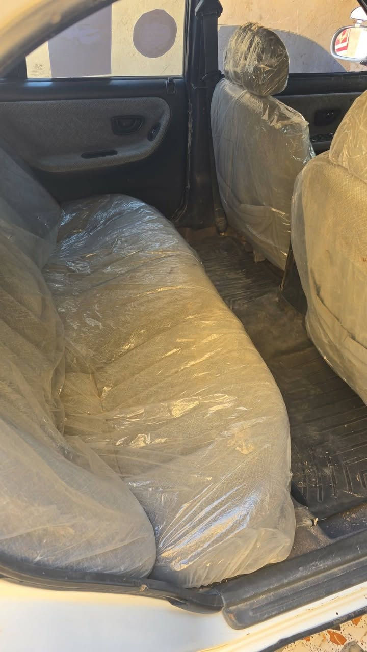 سلام عليكم سوناتا تو للبيع فقط موديل ٩٤ محرك كير مكفولات كير عادي سنوية ٢٧ سيارة خير من الله عوزها ترتيبات بسيطة 
العنوان ديالى بلدروز 
السعر ٣٨ وبيها مجال بسيط
***********
