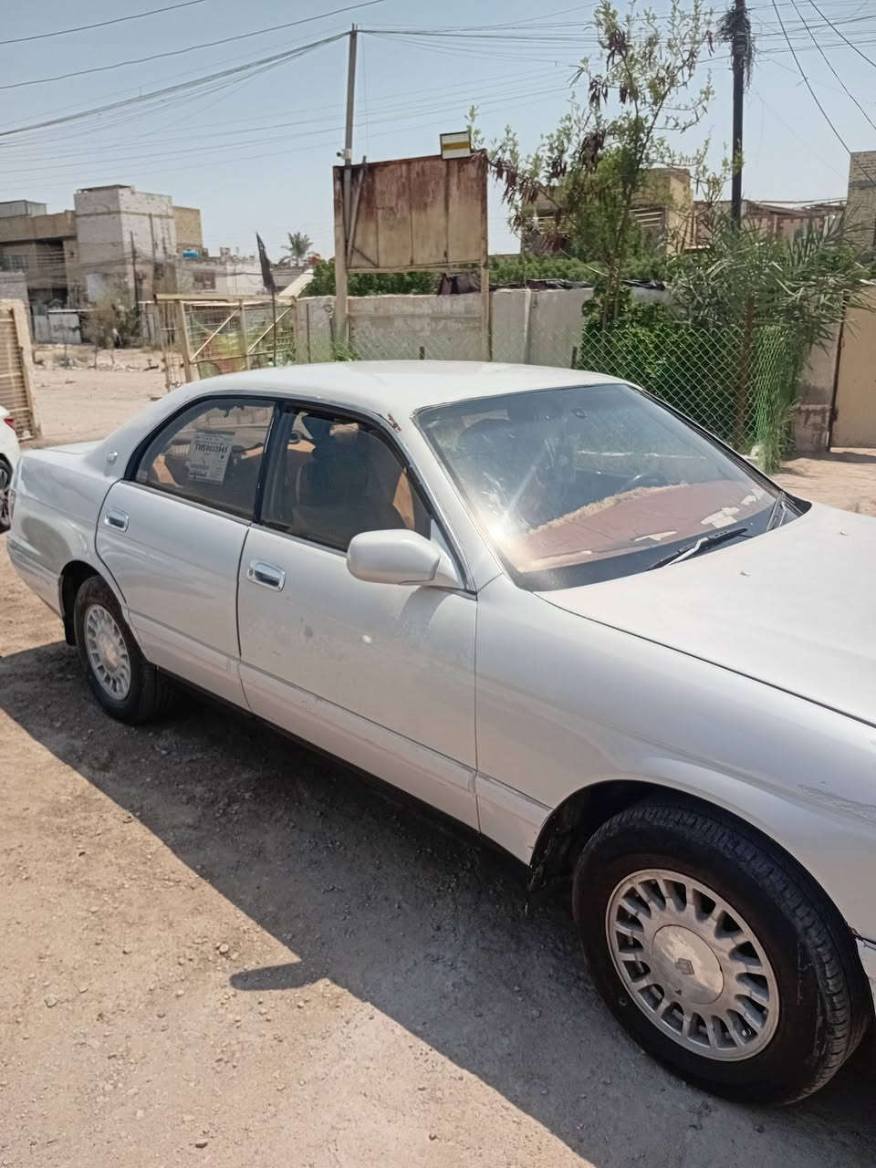 السلام عليكم. بطة فصل. موديل ٢٠٠٠ للبيع. مكينة كير حدادة. تبريد كفالة من الظربة والصبغ   جراد قليل.  السعر. ٥٥. وبية مجال. رقم الاهاتف. ***********.  العنوان ميسان
