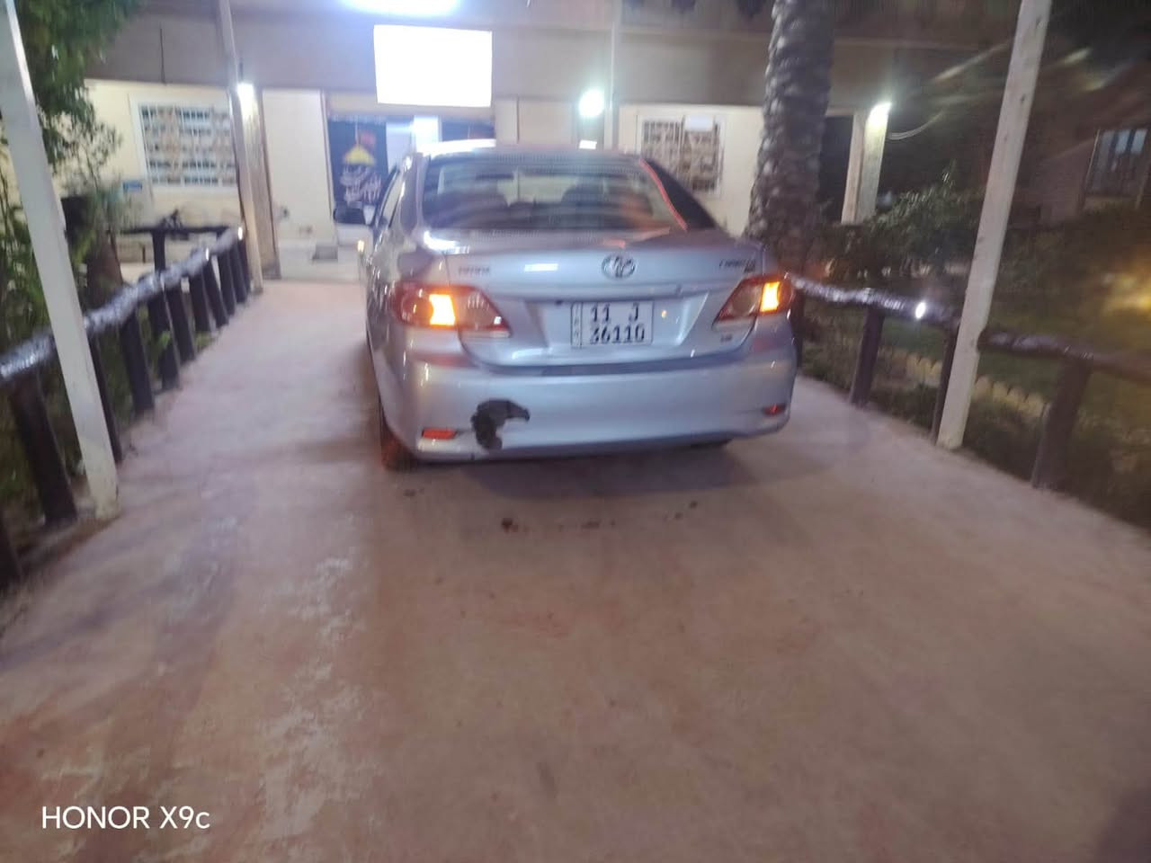 كورلا 13 خليجي مكينه 1600 سياره حلوه مال بيت صدرها 70% جاهزه والسونار مرفق مع الصور السعر 115 بيها مجال بسيط مكان السيارة بغداد النعيريه تحويل مباشر رجائا لحد يدخل خاص مكلف بالنشر صاحب السياره ***********
