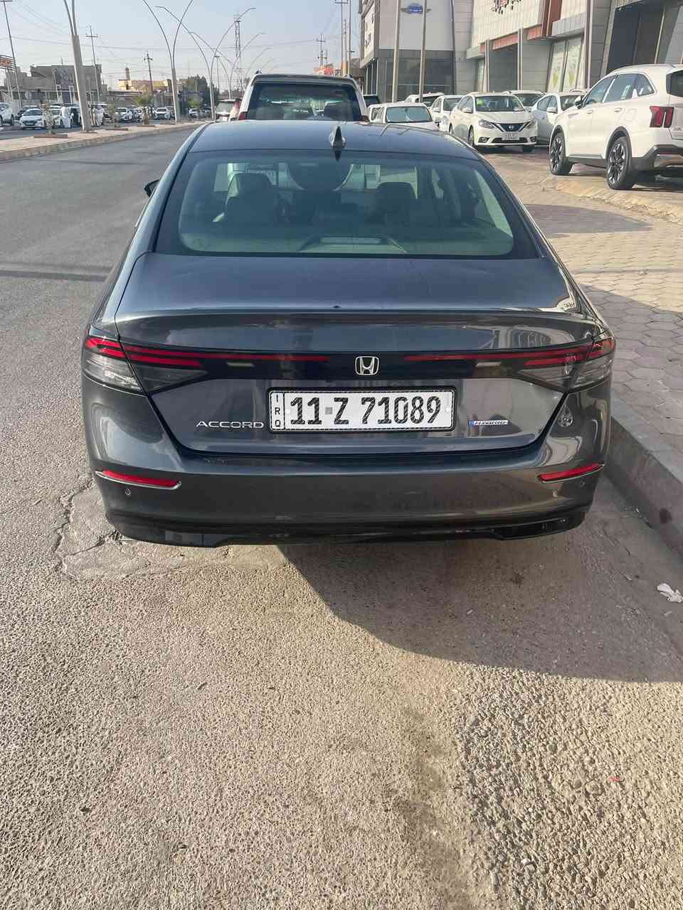 هوندا اكورد موديل 2023 ماشيه 72 الف كلشي موضح بالصور سعرها 190 ورقه عنواني الأنبار ***********
