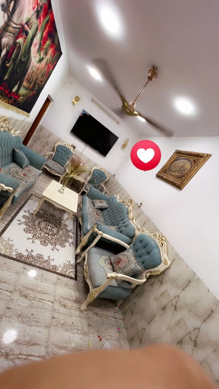 تخم ملكي حلو نضيف وبسعر مناسب600الف  عنواني الشعب الرقم ***********
