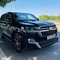 للبيع او مرواس لاندكروز 2021 اللون اسود محرك 5700 VXR مكفوله ماشيه 93 ...