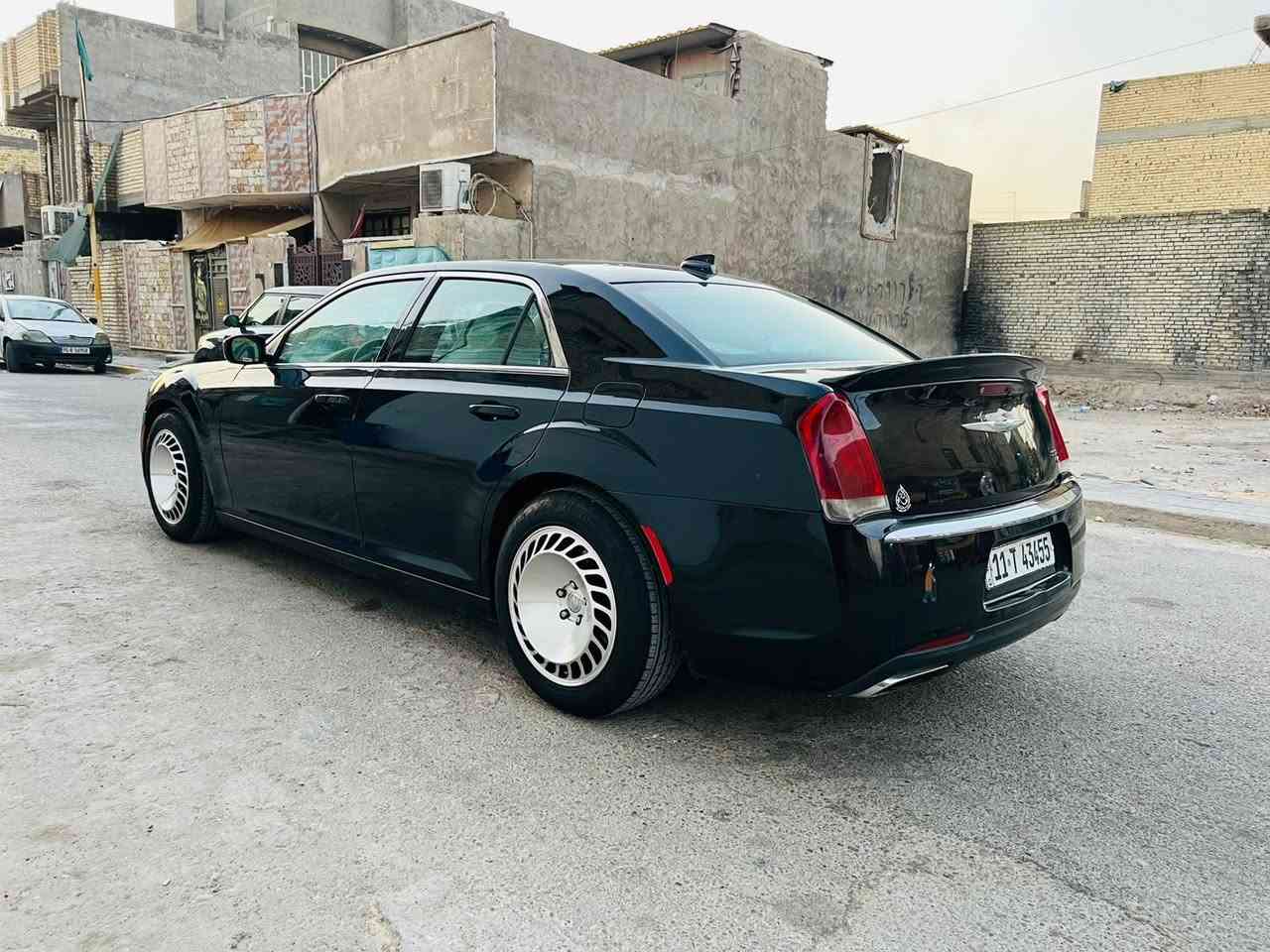 كرايسلر سي 300 • ٢٠١٦ • ١٠٢ الف