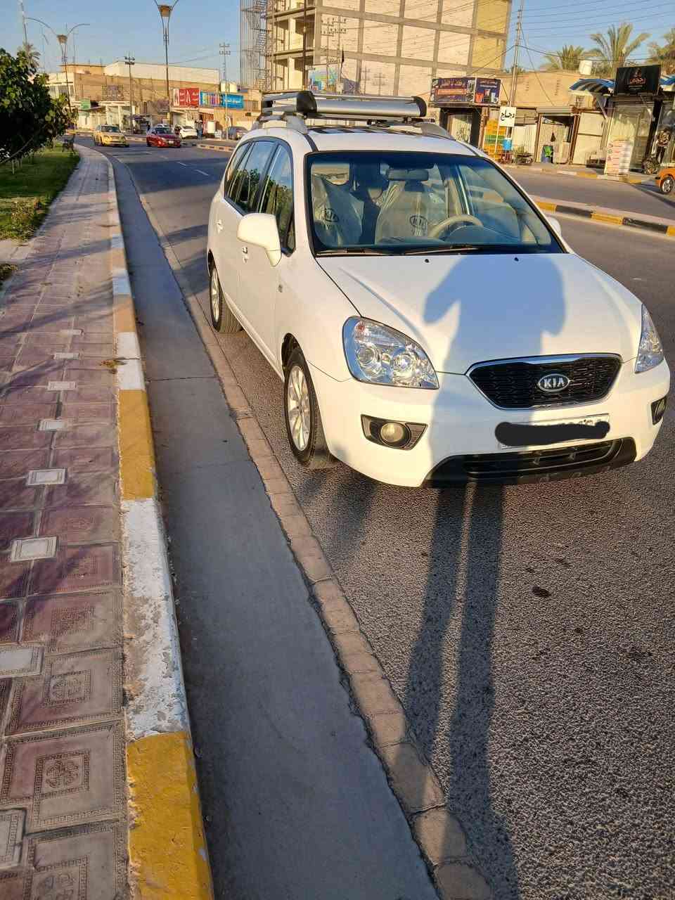 سلام عليكم كيا كارنز موديل ٢٠١١ الشركه العامه ٧ راكب محرك ٢٠٠٠ دوش رقم بغداد دولي بسمي بيه جاملغ امامي تبديل وجاملغ خلفي مصبوغ نص ودور بارد سياره جاهزه من جميع النواحي السعر ١١٥ مكان كربلاء موبايل ***********    ***********
