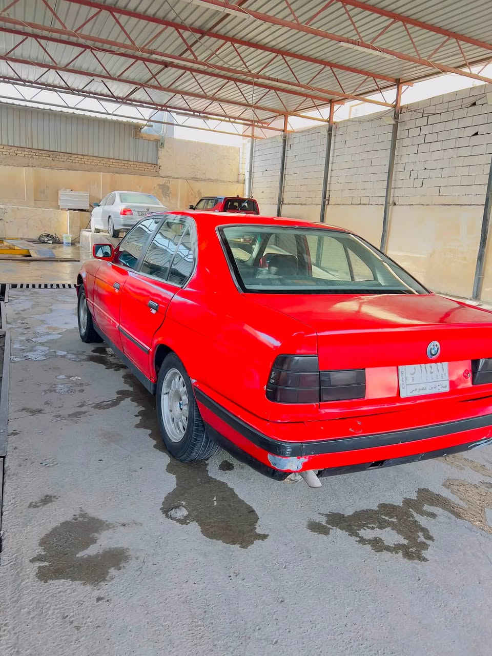 السلام عليكم
للبيع فقط BMW 520 كير عادي
رقم صلاح الدين باسمي تحويل بدون غرامات
محرك مفتوح خير من الله كير عادي جديد 
منضومة تبريد كامله بس يحتاجلها شد
بيها نقوصات 
سعر 26 ورقه وبيها مجال 
مكاني سامراء ***********
