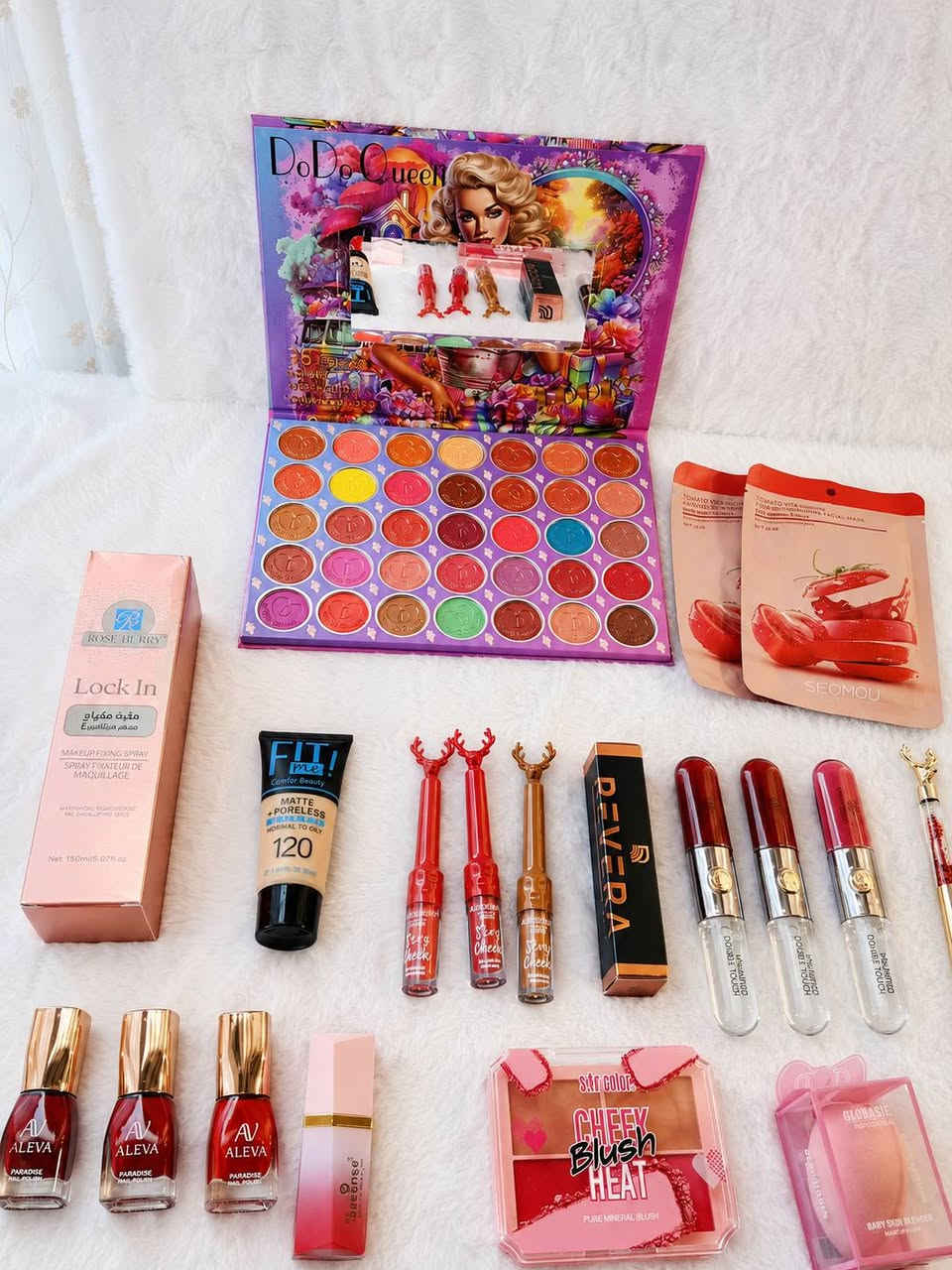 ✨ بكجات مكياج حسب طلبج 💄
اختاري القطع اللي تحبيها، ونرتبلج البكج بأسعار مناسبة ومميزة 🤍
📩 للطلب والاستفسار دزيلي خاص واتساب ***********
