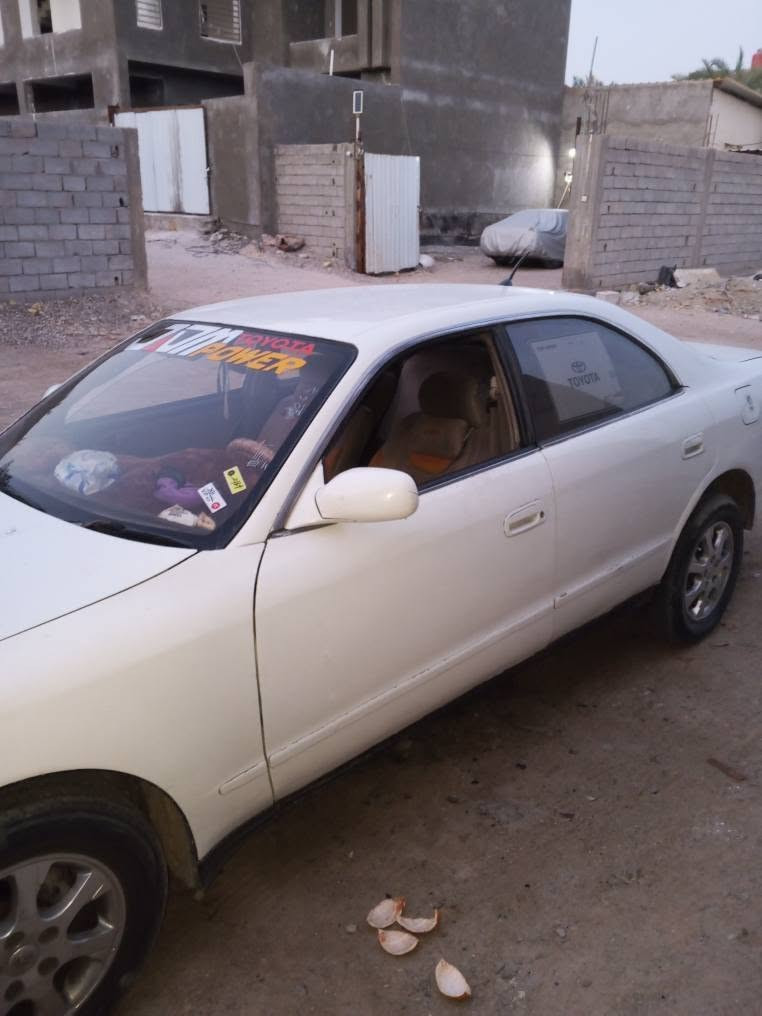 سياره كامله اي نقص ما بيها من تبريد من مكينه من كير من كهربائيات والبدي شوفت عيونك حلو والواقع احلى مستعجل على بيعتها ما تشتري لا اتعامل 
*********** 
اتصل اجاوبك ابو الخصيب, البصرة

