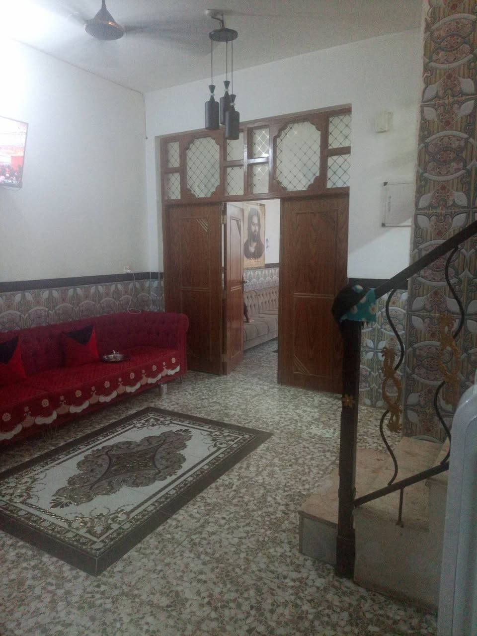 دار للبيع المساحه //150/متر طابقين بناء حديث 

حله ابو خستاوي جهته المرور شارع سيد علي ازوير الغربي 

علا الشارع الرئيسي قريب علا شارع كربلاء خدمات كامله 

طابقين. درجة اولى جاهز//***********
