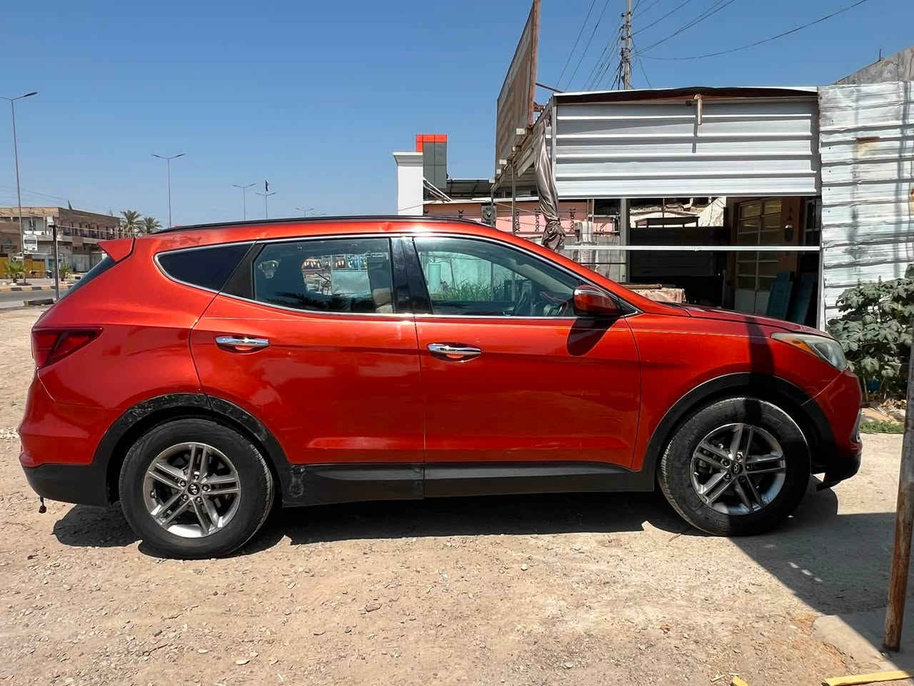 سنتافي موديل 2017 فول مواصفات بدون فتحه محرك 2400 Gti رقم بغداد بأسمي ديالى خان بني سعد ***********
السعر 125$
حادث وارد أمريكي موضح بالصور والفيديو محرك بدون تبخير ونقص كير جيد جداً 
كهربائيات كامله بطاريه جديده اطارات نص عمر
