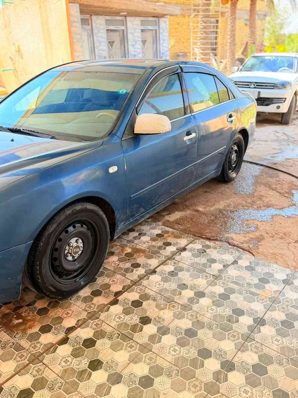 سوناته لبيع 2006سياره بيه صبغات بمكانات سياره نضيف تبريد ومكينه وكير جديدات رقم بابل سنويه بثلاثين حداديه نضيفه السعر 73بيه  مجال قليل الرقم ***********
