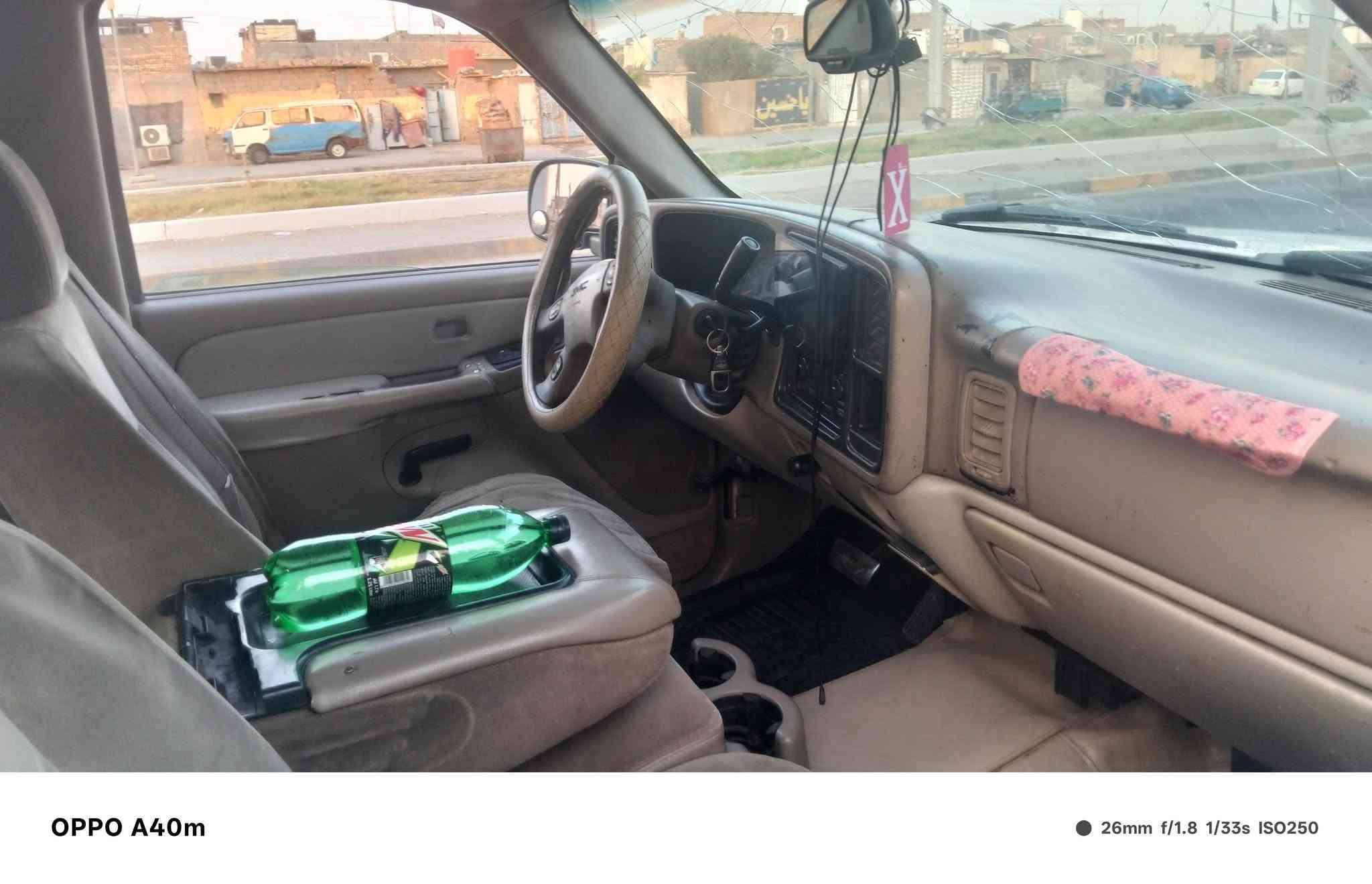 يوكن • ٢٠٠٣ • بدون ارقام