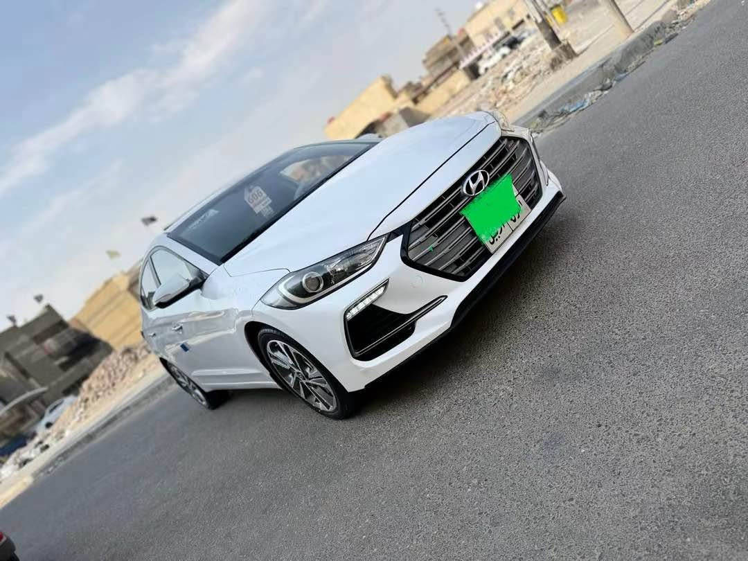السلام عليكم النتره موديل 2018 مكينه 2000اسويج كشن جلد كفاله بارد أوزلق اوطخه حته الدعاميات سياره كله بل كفاله ماشيه 100الف حقيقي احله من الصور بسم شركه سنويه منتهيه  جوال *********** Singapore
