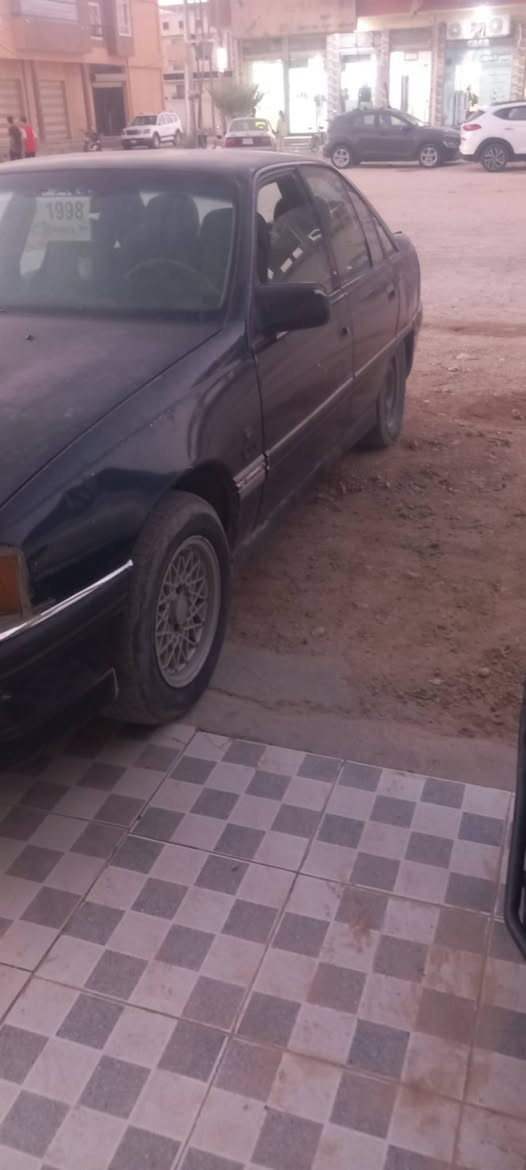 السلام عليكم اللبيع اوبل اوميكا رقم الا نبار انكليزي بسمي سنويه 30  مكينه اوكير شرط صدر جديد داخل جديد السياره بلاديه  والسعر 21 اوبيها مجال حك الجيه والعنوان الفلوجه حي الشهداء  ***********. ***********
