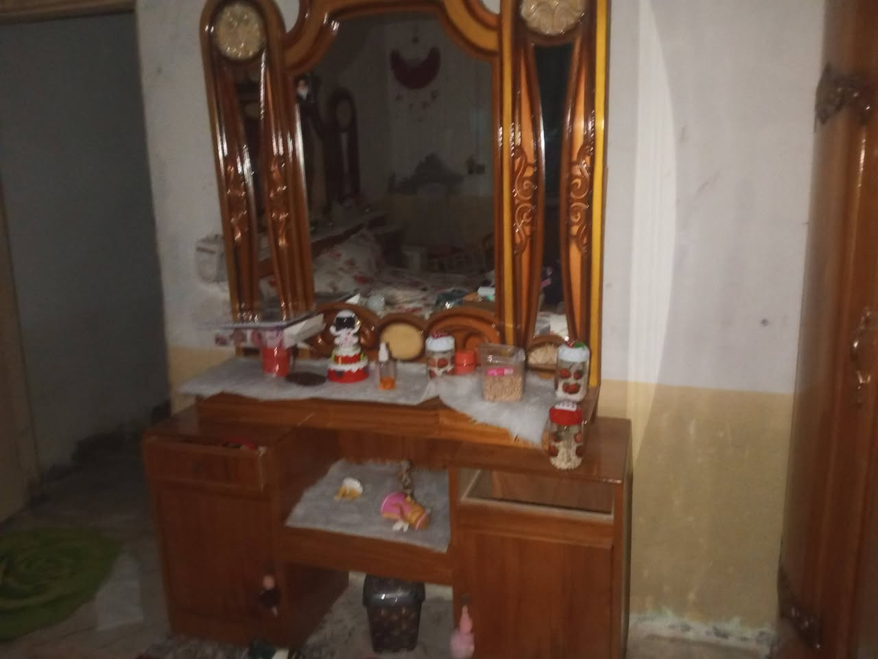 سلام عليكم غرفه عراقي صاج البيع 750 نتصال ***********
