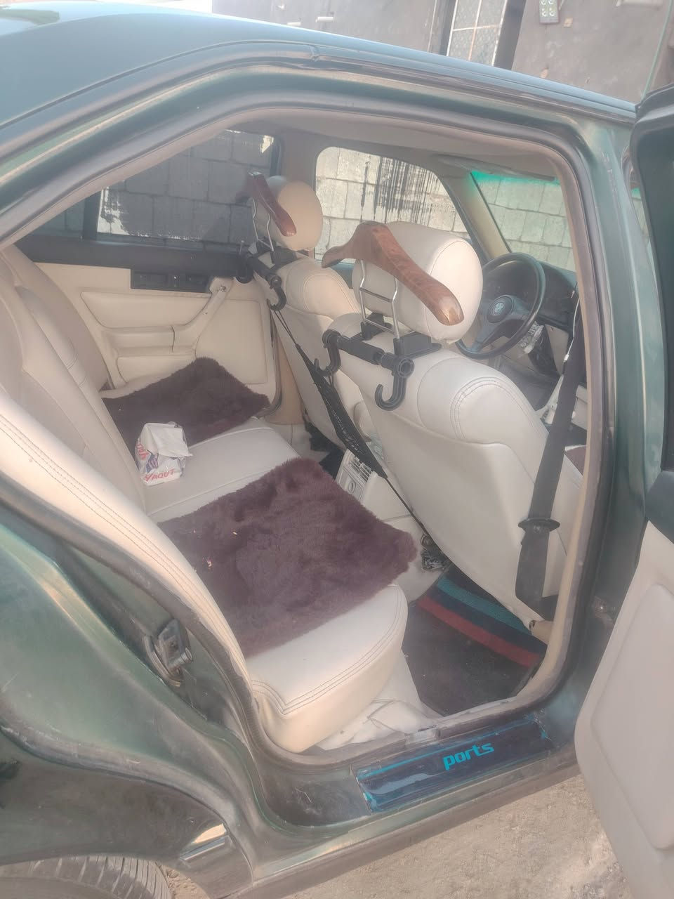 السلام عليكم 
 BMW 525
للبيع رقم أربيل
السياره كفاله عامه
مصبوغه  عام جماليه
تحويل مباشر
بيع ومراوس
75 وبيه مجال  حك الجيه
الديوانيه قضاء الشنافيه
***********
