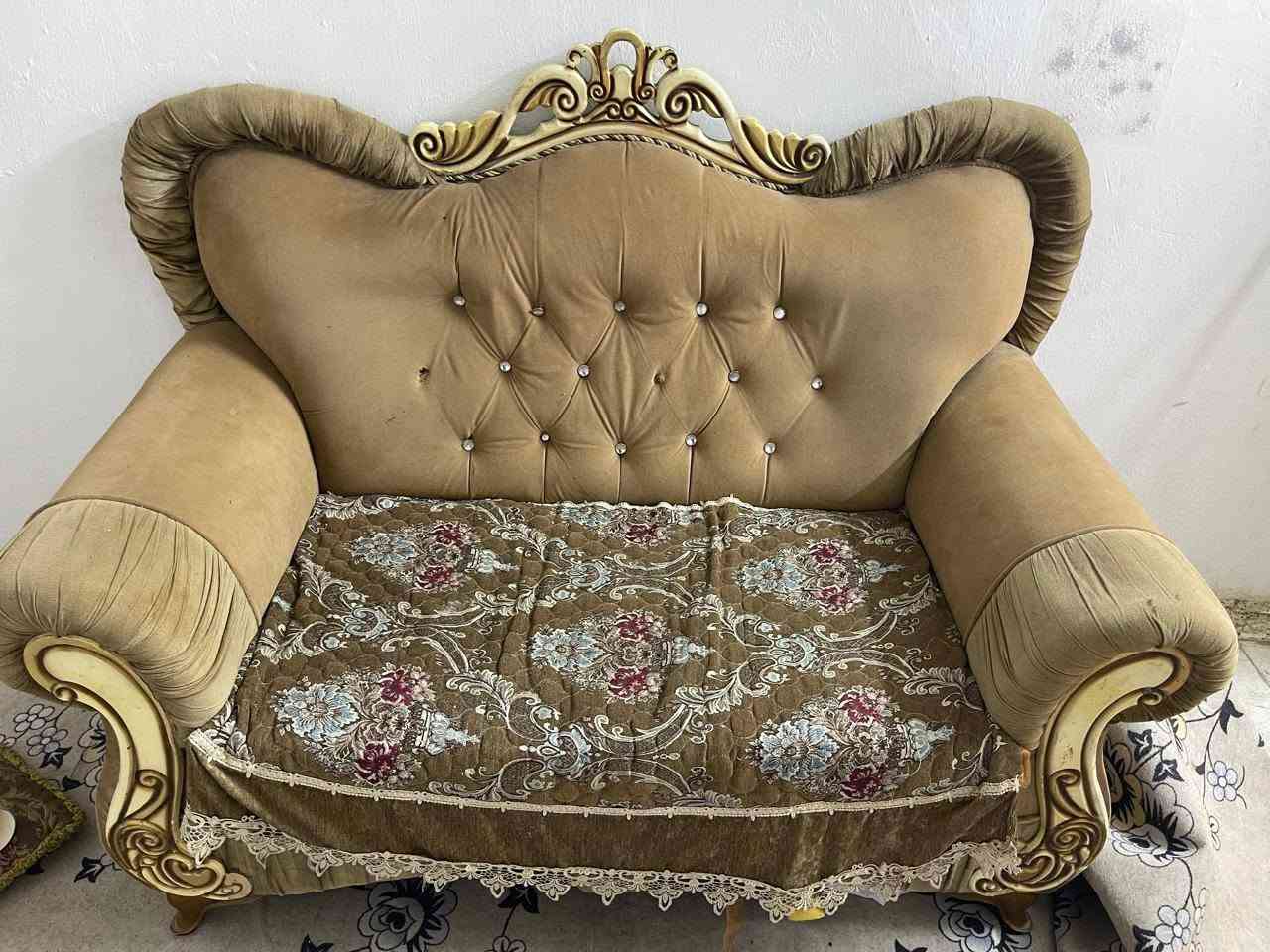 اغراض • سعر مناسب • اسرة