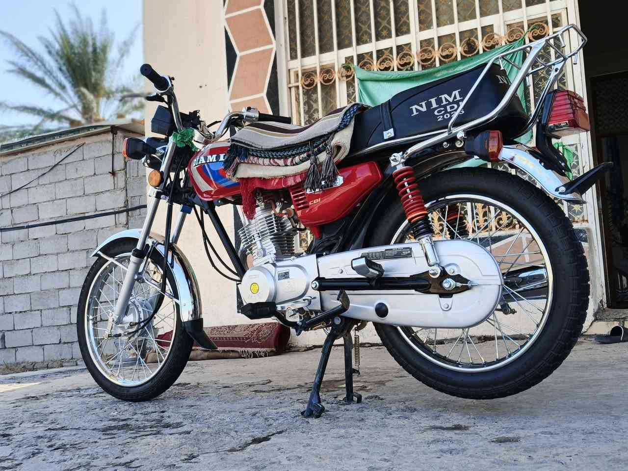 دراجه للبيع موديل 26 صارله 15يوم من طالعه مكفوله كفاله عامه اوراق
السعر 825 بيه مجال للشراي 
الاتصال ***********
