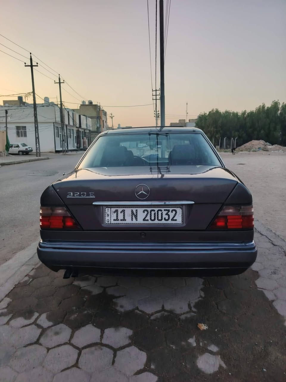 سلام عليكم مارسيدس دب بيبي شبح 320اصل موديل 94 أصل قواعد دبلات سليمه لاخياس ولاضربه صبغ عام جماليه تبريد شغال اريل  كهربائي سلايت كهربائي أربعه جام كهربائي تخم تاير سياره بسمي تحويل مباشر مكان سياره نجف سعر 82 الرقم ***********
