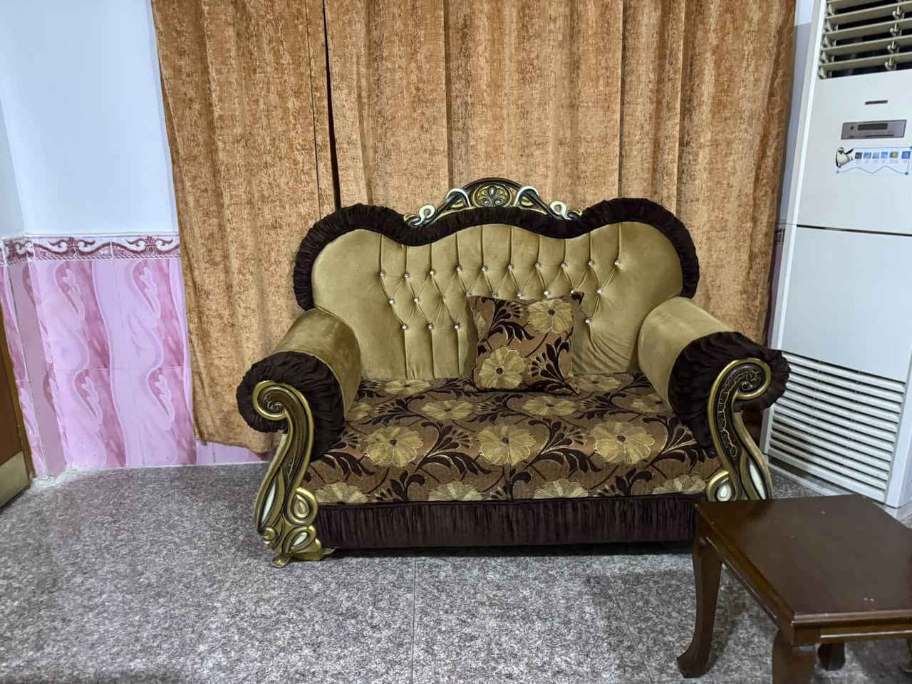 قنفات مستعمل • قنفات ٢+٣ • قنفات كبيرة