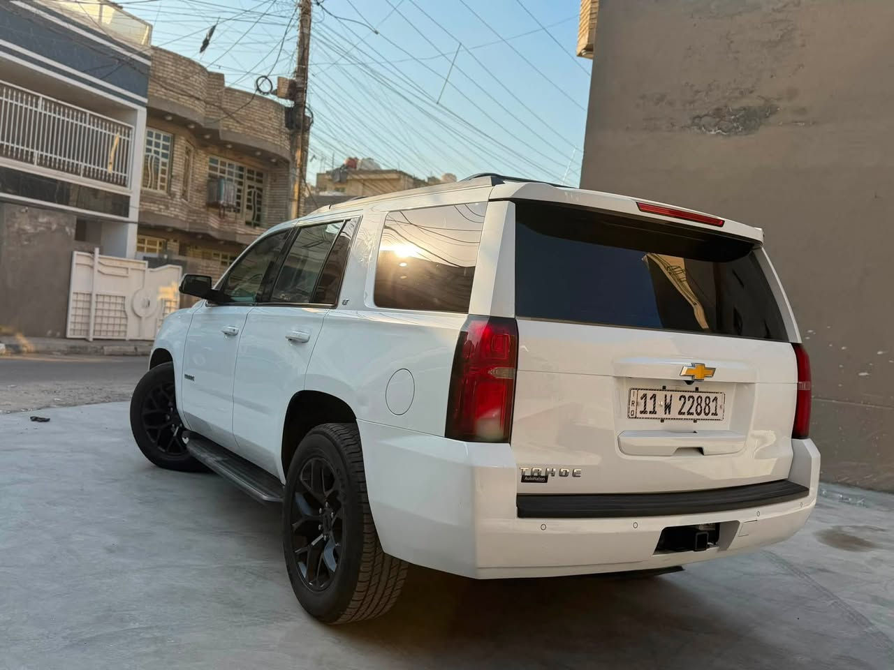 السعر جوه سوك وبلاش. ✅ 2016 LT  👇👇👌
السلام عليكم للبيع تاهو 2016  LT موصفات عاديه وارد امريكي حادث دعاميه تبديل 
وصبغ جاملغات بدون ايرباك سياره كلش جديده بدون بجم
ماشيه 110 حقيقي بسمي تحويل ثاني يوم 
السعر 240 وبيه مجال لشراي 
الاتصال *********** حسين 
مكان سياره بغداد الزعفرانيه
