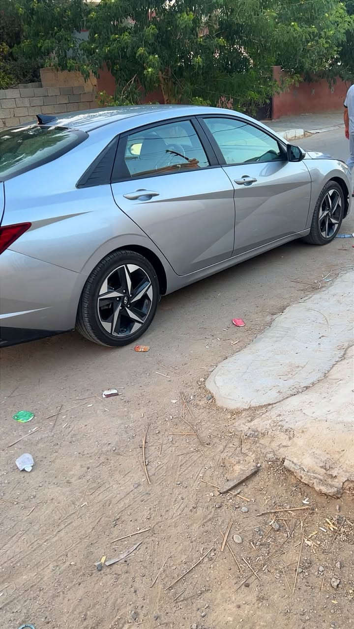 السلام عليكم
النترا للبيع وارد امريكي موديل 23 رقم بغداد انكليزي محرك 2000 دوش حادثه خلفي جنطه وجاملغ بدون دواخل بدون ايرباك سليم ماشيه 86 الف كيلو سياره نصبته تخبل كشر فول نضافه مكينه وكير ولغود مكفولات سنويه لل 2031 وهزه بعدله سنه يعني بتحويل بس ابصملك وسياره باسمي فول مواصفات ماعده الفتحه مواصفاته بصمه تشغيل وبوب وصندوق / 3 انضمه قياده / سايد بريك بصمه / شاشه متصله ديجيدال / تدفه كشنات / حساسات امامي وخلفي وحساس بريك قرب استطام / مخرج شحن / وشحن لاسلكي / ونضام كاربلاي /وباقيات ماحافضهن 
مكان السياره ديالى / جديده الشط 
سعر 135 وبيه مجال رقم هاتف
***********
مامتواجد ع فيس شراي اتصال وبيك خير وتدلل
