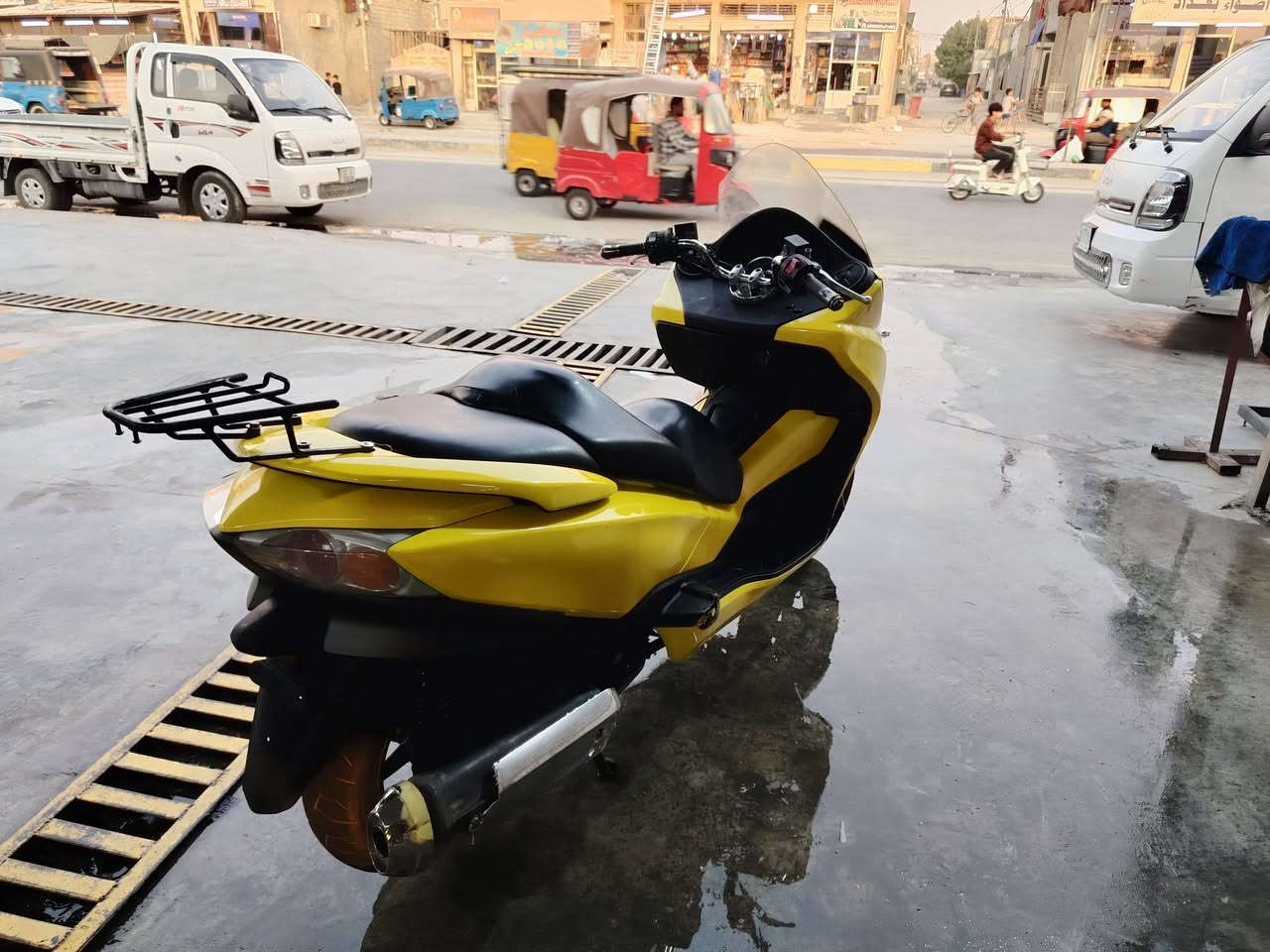 سلام عليكم فورزه صفر 10 دراجه كامل اي نقص مابيه
فقط مصبوغه جماليه السعر مليون وميه وبيه مجال
للاستفسار ***********    المكان بغداد سبع اقصور
