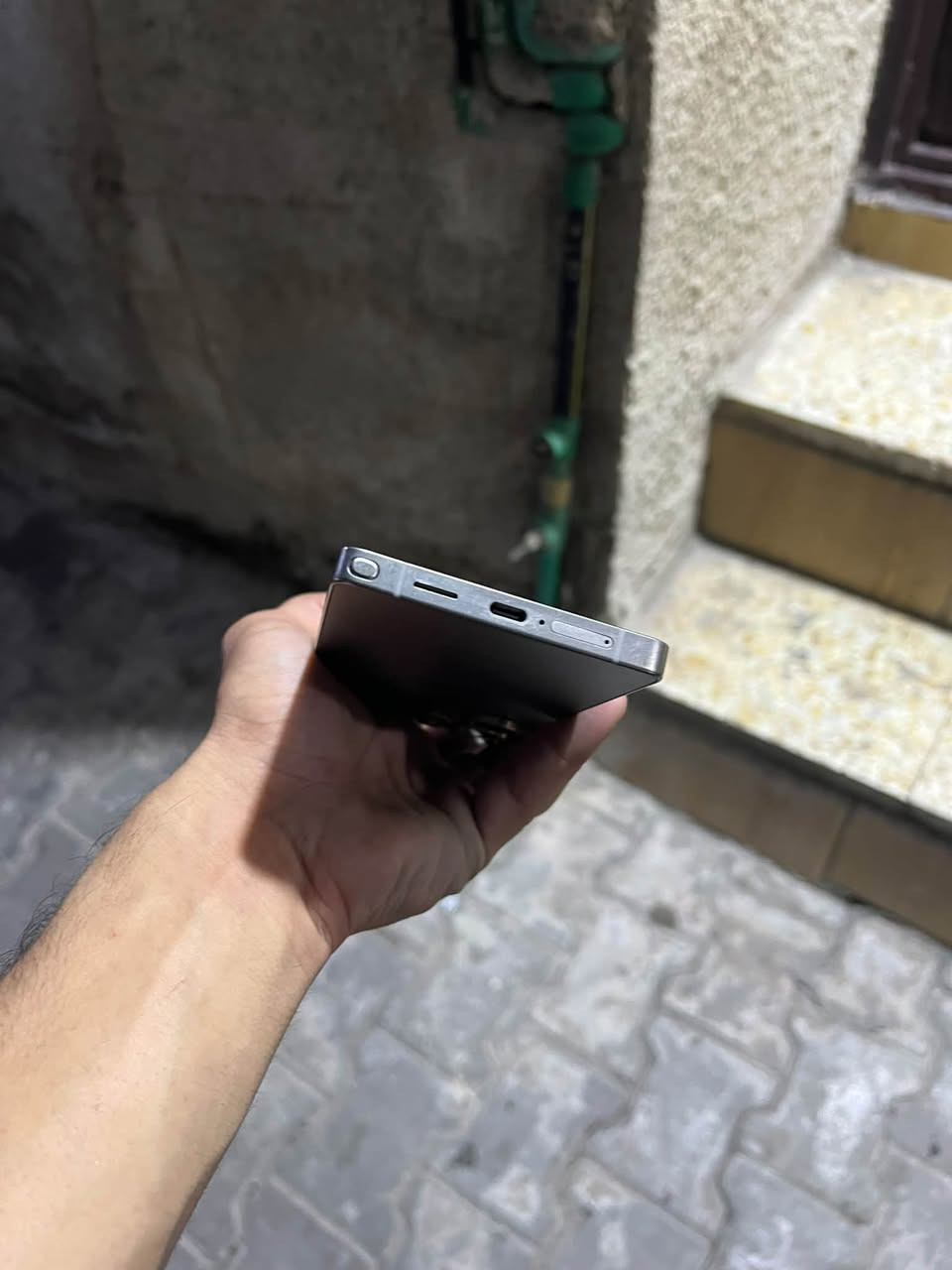 الترا.  اس 25-ذاكره 256جهاز كفاله شخط مابي جديد مكاني بغداد شارع شيخ عمر قرب لطفائيه رقم*********** شراي يتصل  سعر مليون 250
