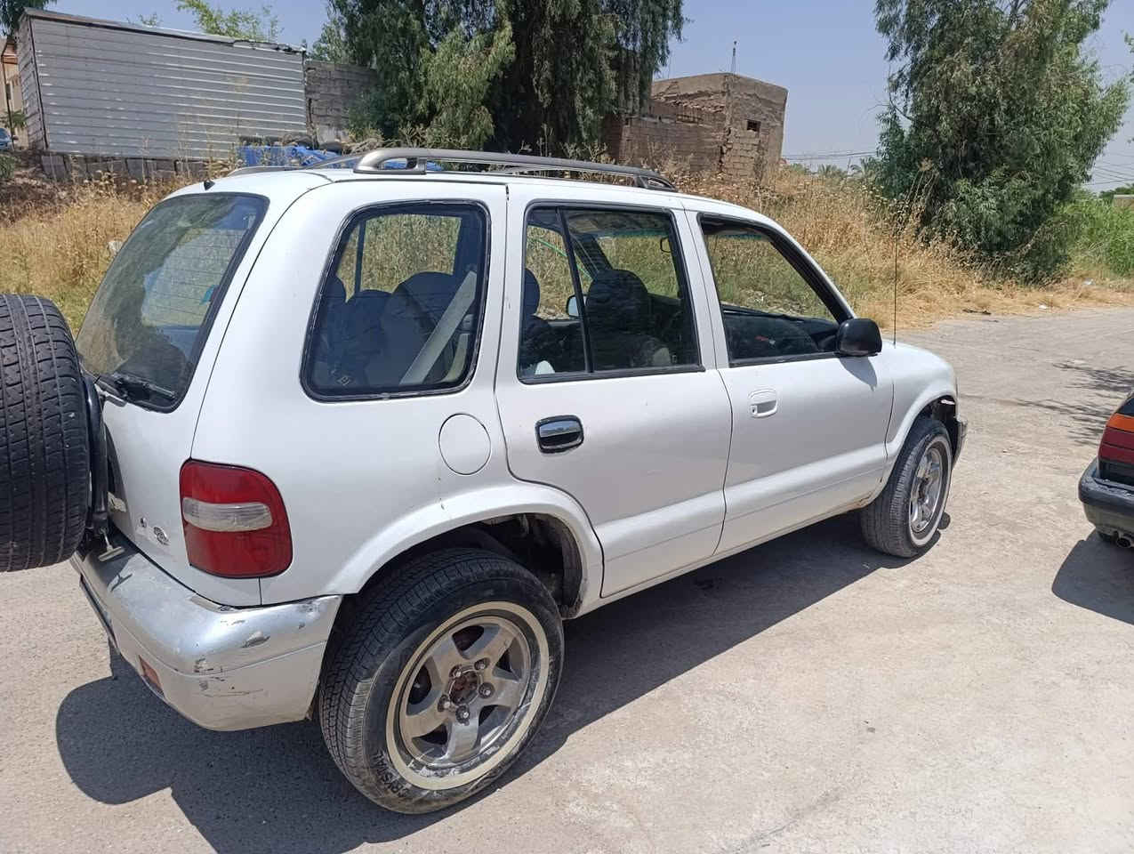 سلام عليكم كيا سبورتج للبيع
موديل 2002مكينه وگير ياباني جديد شادة
رقم ديالي باسمي سنوية مجدد مكاني ديالى خانقين 
تبريد تدفئه شغال سعرة 55 وبي مجال ***********
