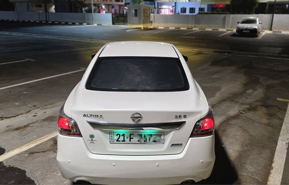 🚘 Nissan Altima 2014 S – خلیجی 🇦🇪

✨ سەنەوی نوێیە
🎨 بێ بۆیاخ
🛠️ بێ زەربە
🏭 وەک شەریکە ماوەتەوە
📍 ١٤٣,٠٠٠ کیلۆمەتر ڕۆشتووە

سەیارەکە پاک و ڕێکە، بە شێوەیەکی زۆر باش پارێزراوە .
شوێن ...کەلار
*********** كالار, السليمانية
