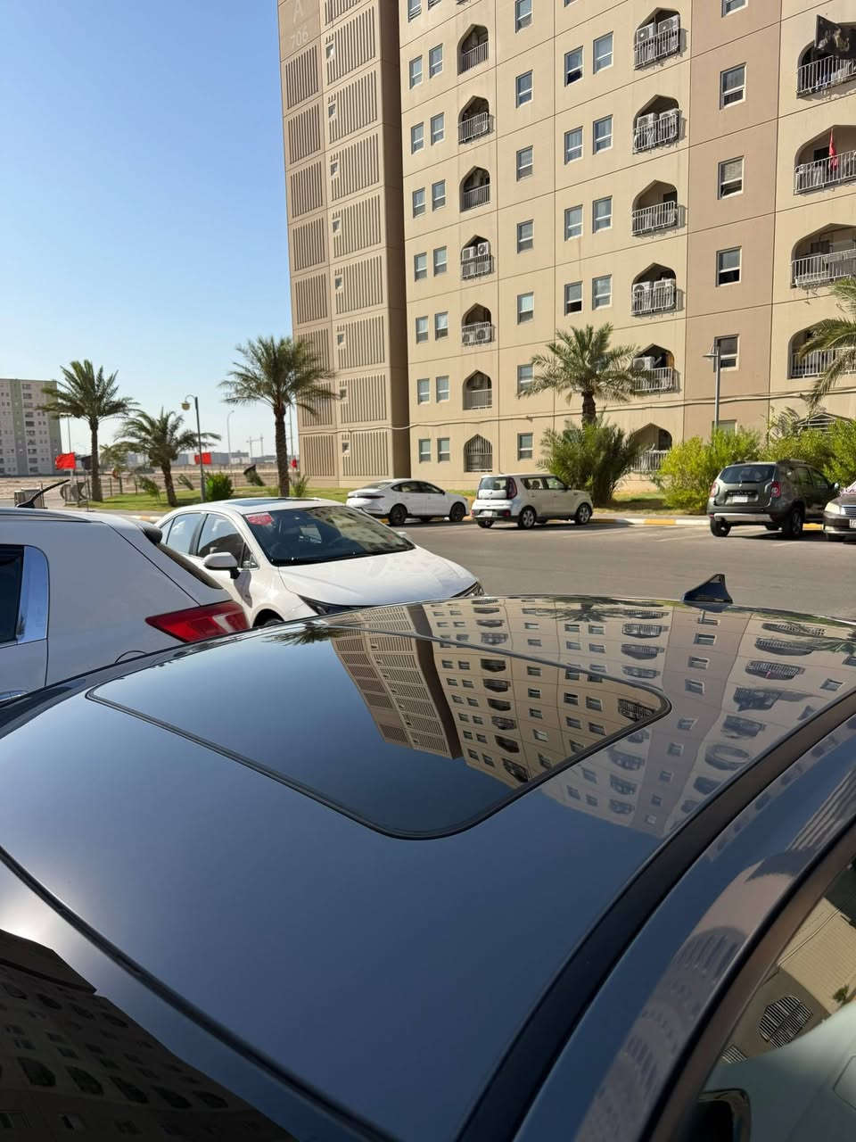 النترا كلين فول مواصفات لون اسمنتي مميز موديل ٢٢ رقم شمالي شرط التحويل مكفول من الصبغ والبارد والتكحيل والتبديل ماعدا شخط بل الباب خلفي عكس السائق اريباك كلهن اوكي سياره نظيفه ماعدا كم ملاحظه هنا بل العراق مكان السيارة بسمايه السعر ١٤٠ اعتذر عن الخاص الشراي يتصل ويدلل ***********
