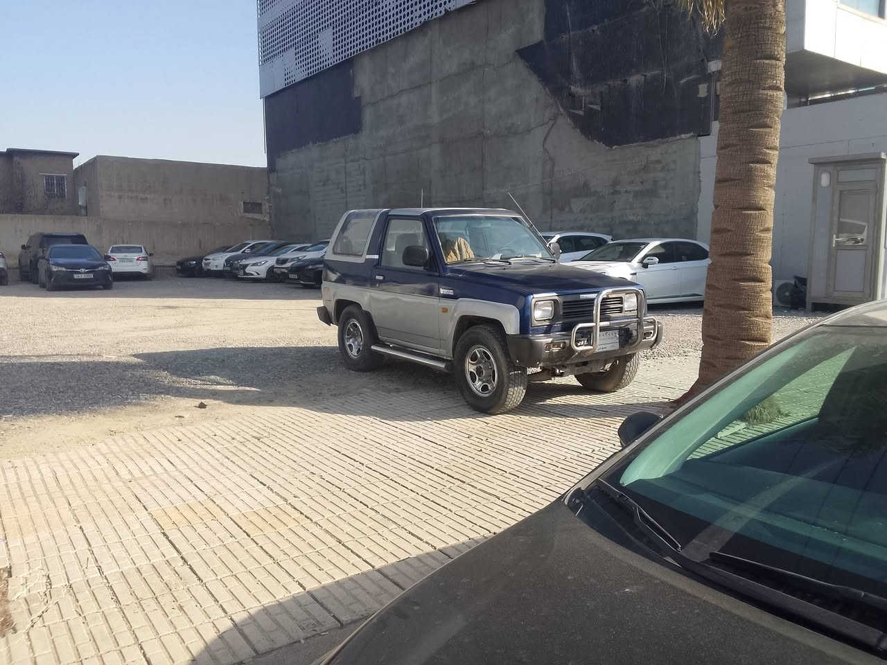سلام عليكم
دايهتسو للبيع. 
رقم بغداد وكاله يعني تحويل. 
سنويه لل28.
اربع مقاعد سياره كشفه جديده لك صبغ عام. 
محرك تيوته 2008 شاديلهه كير اوتو ميكانيك. 
نشاط فوول خير من الله. 
اني ماخذها 48 ورقه نقد. 
وهسه عارظهه 40ورقه حكم الظروف فقط. تحياتي. 
مكان سامراء.. ***********
