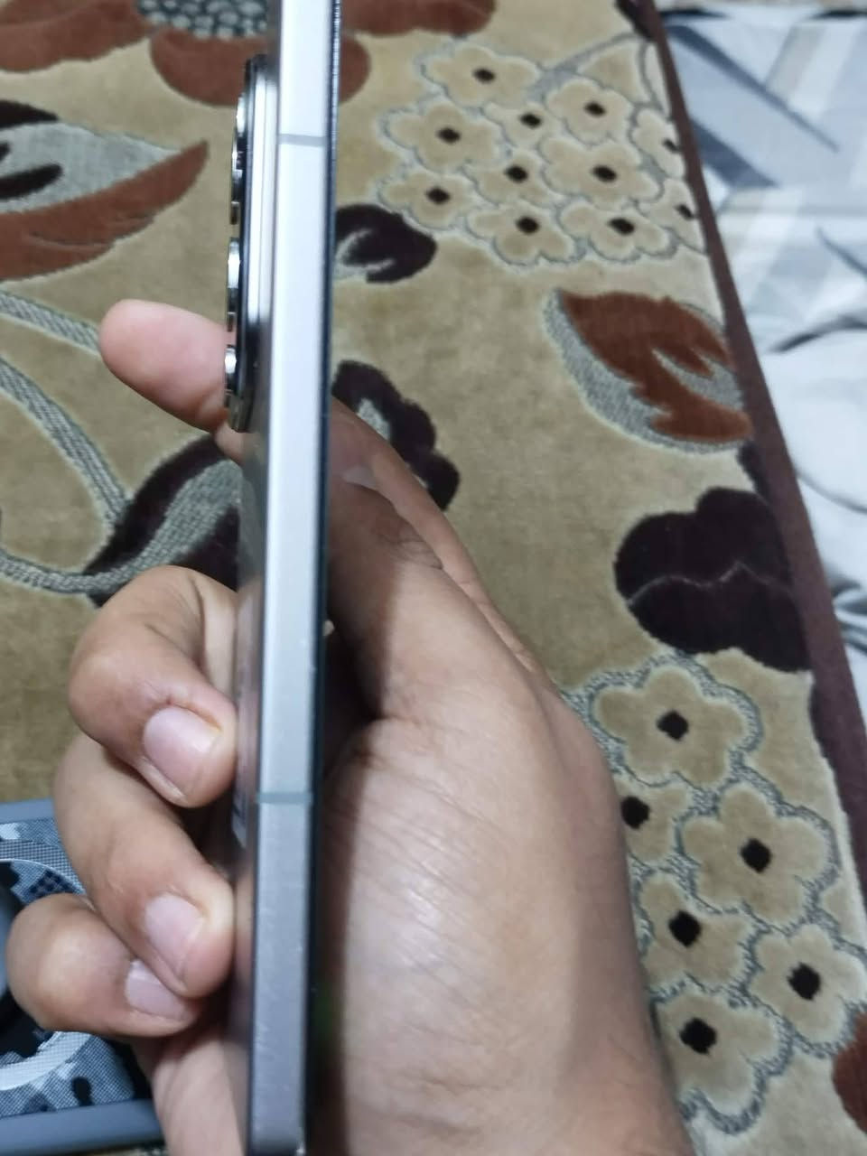 السلام عليكم لبيع أو المراوس
انفنكس نوت 50 برو 
ذاكرة 256 رام 8 
معالج هيلوجي 100 التمد 
بطارية 5200 ويدعم 90 شحن ولاسلكي30 واط 
شاشة 144 هرتز بيهة فطور مثل ما موضوع بل صورة 
سماعات استريو 
بوبجي 60 فريم 
الجهاز شوية مو نضيف الشاصي مالتة وبي فطور بل شاشة 
170 وبي مجال بسيط الجهاز كلشي مابية غير المذكور 
مكاني حلة مركز المدينة
رجاء المو شراي لا يعلق أكون ممنون منكم 
جماعة ١٢٥ لا تعلق 
ملحقات الجهاز فقط لاصق شادة مضلل وكفر 
للاستفسار وأتساب أو اتصال ***********
