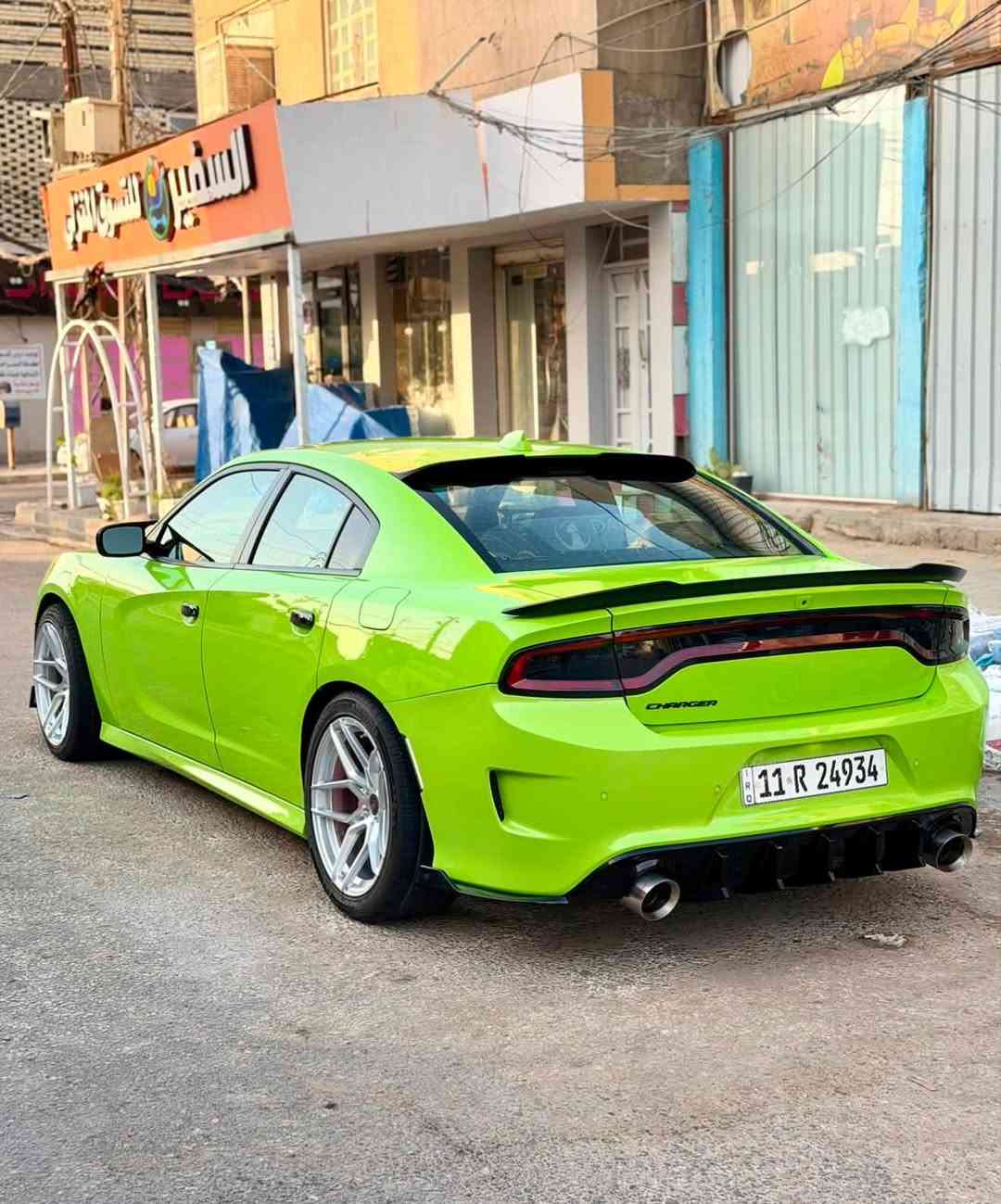 دوج جارجر موديل 2023 اصل
لون تفاحي مميز  
تو ويل رقم بغداد باسمي 
مكينه 6 سلندر 3600
السياره كلش نضيفة وماشيه 42 الف
واي نقص مابيها 
حادث السيارة جاملغ وبنيد 
السيارة اجت من امريكا دبل كود بالصبغ 
 مكان السيارة النجف 
السعر 205 وبيها مجال 
للاستفسار اتصل على الرقم او تراسلني وتساب 
***********
