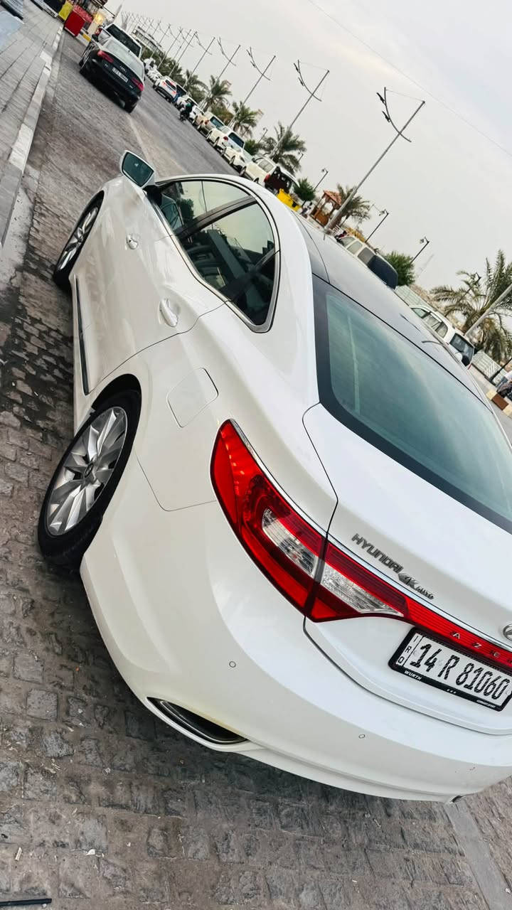 ازيرا • ٢٠١٤ • ٦ سلندر